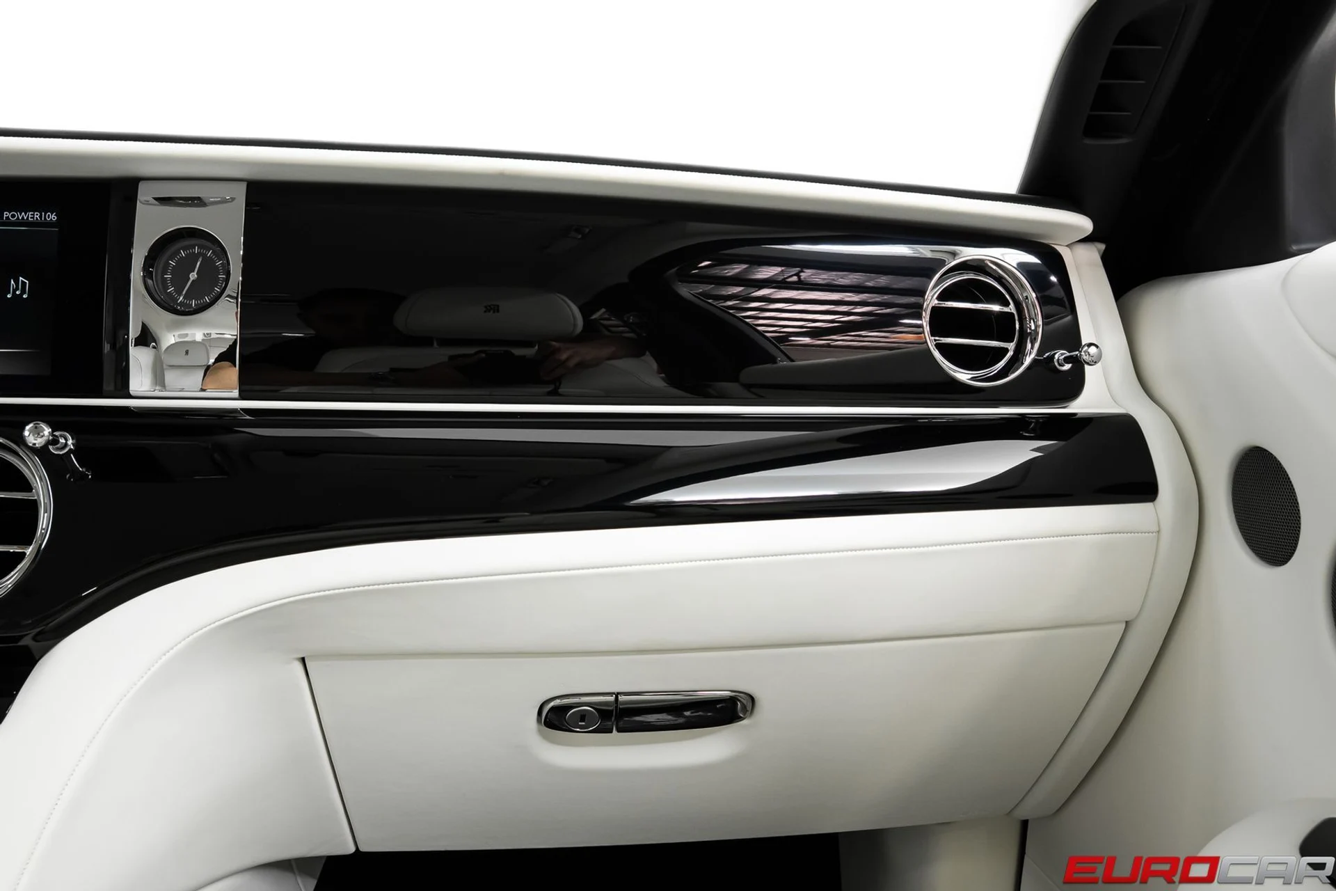 mph032_3327938304_45e510c4_e646_423a_a727_fb7a71473b7c_c979a6f71e