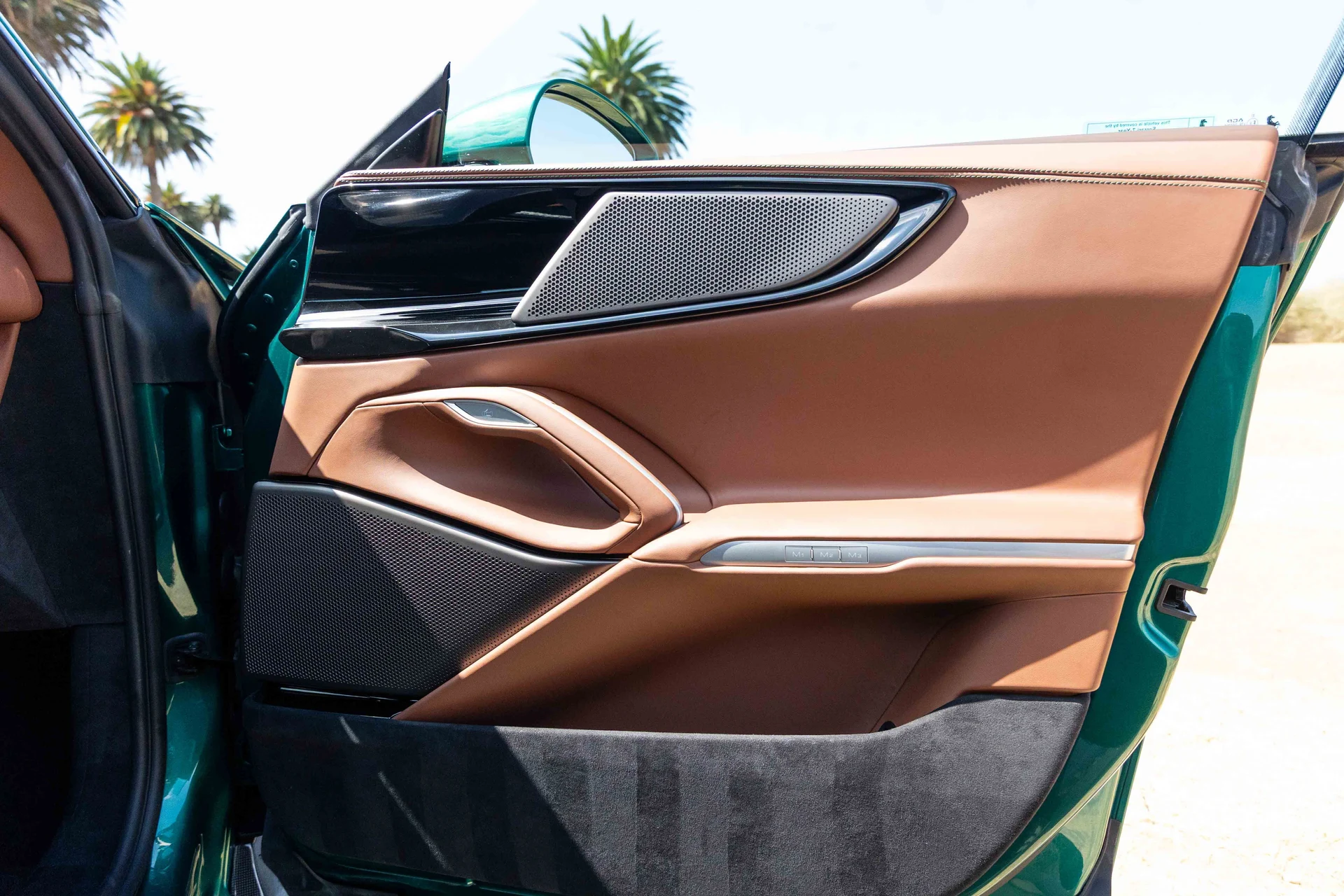 mph032_3329583591_b49f53823241c992eb245c2faa27d215_ae2c86271d