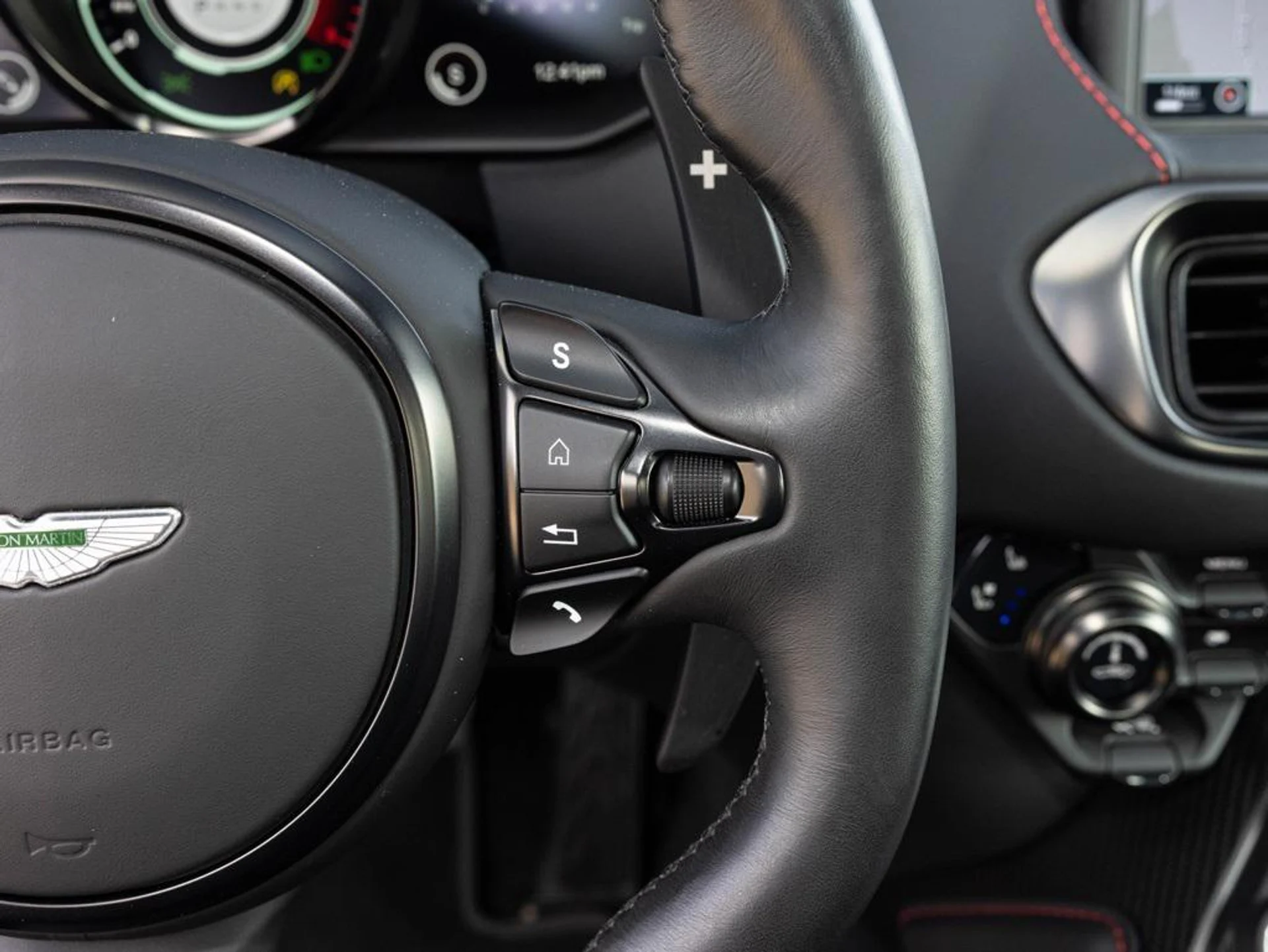 mph032_3333017823_470516215_691df03ac20baac2a82c0da1_d41e8580a2