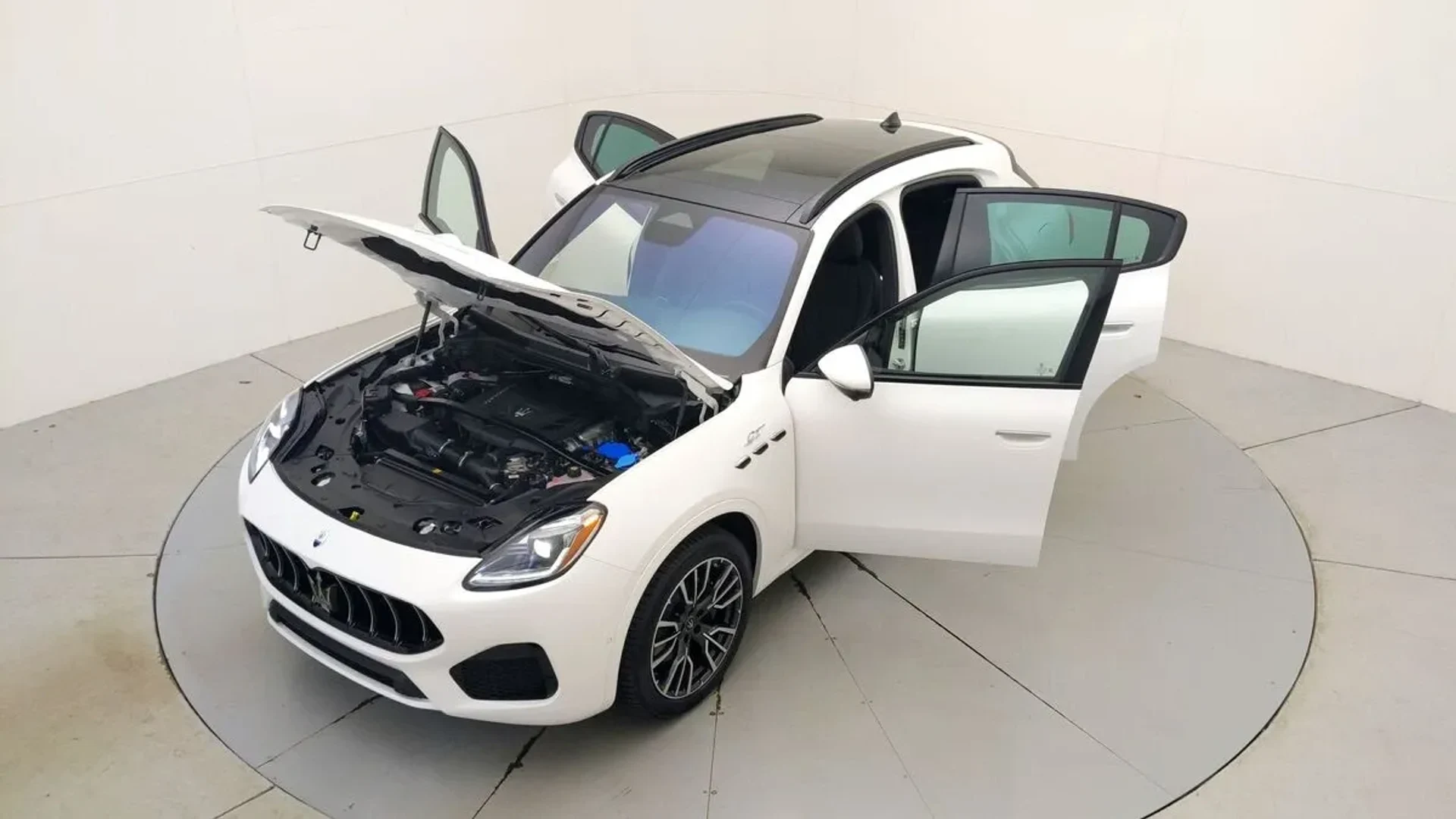 mph032_3336950308_7cmnr6m8194bv21n8p8ns0ifbkm5_47882b7044