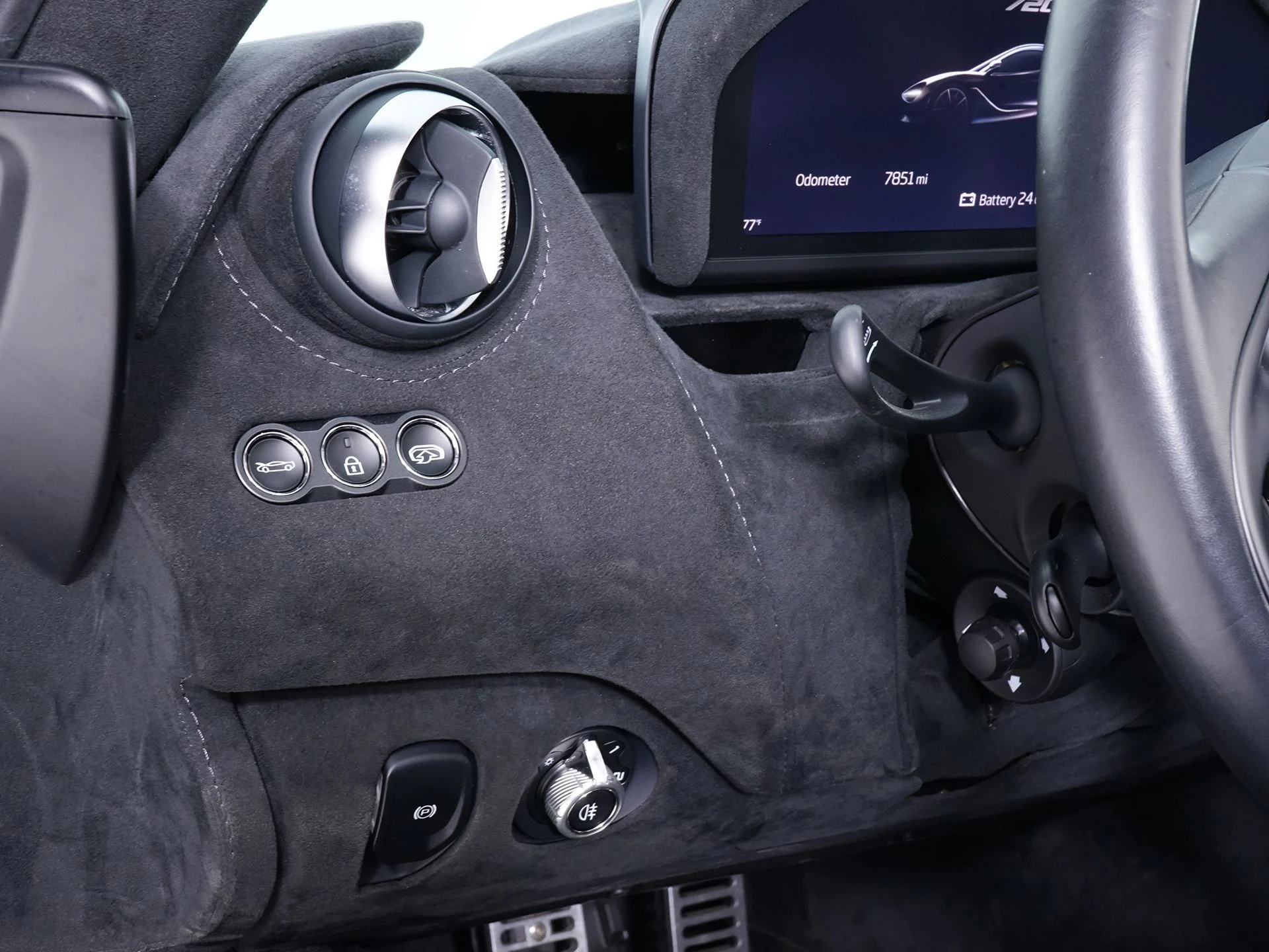 mph032_3338016999_c648edb2e2ed3489c44506c1de1785f7x_9c36457233