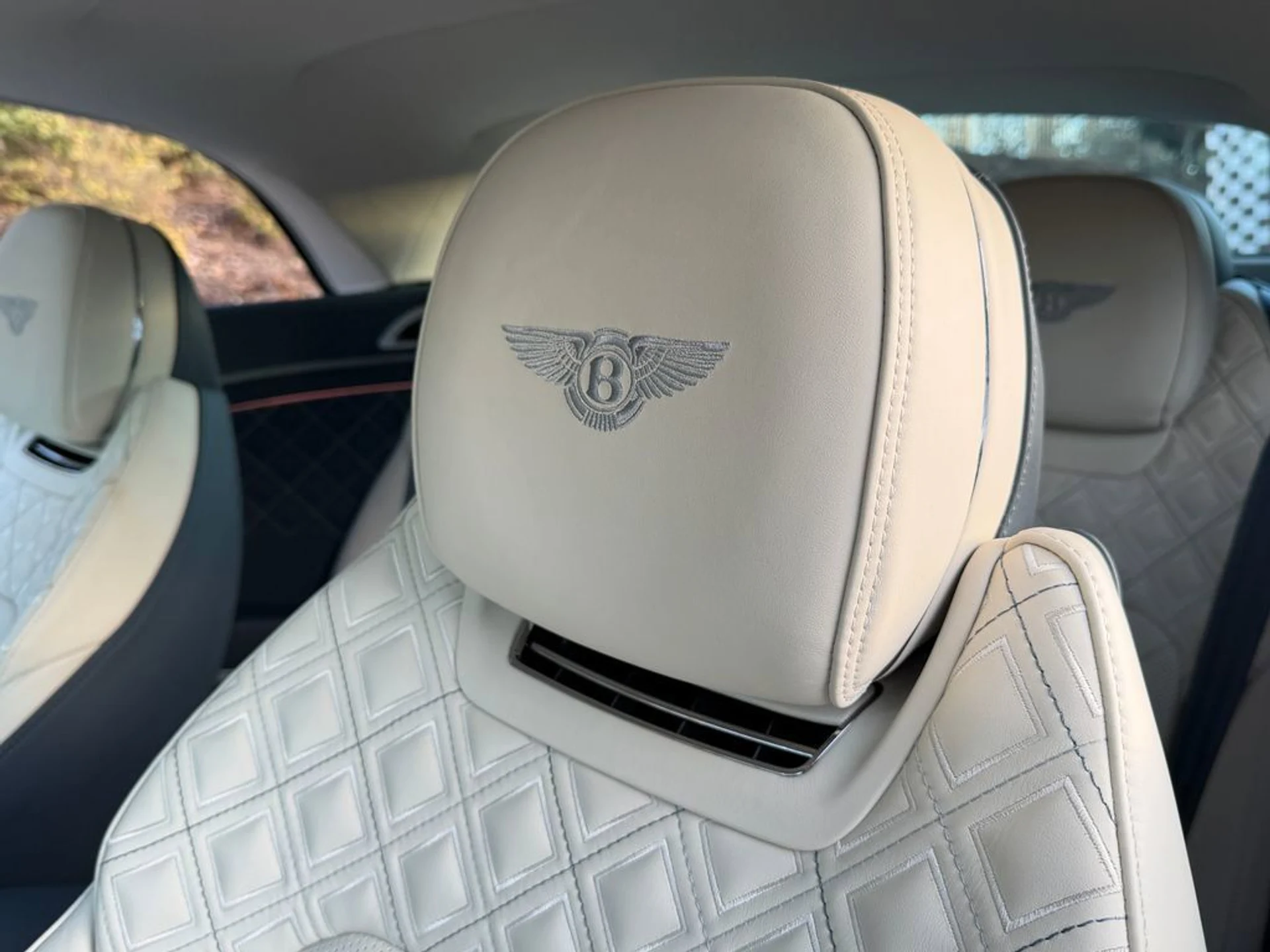 mph032_3338329074_4612dca4bade4218897bbd5210a2deb8_df0b3af499