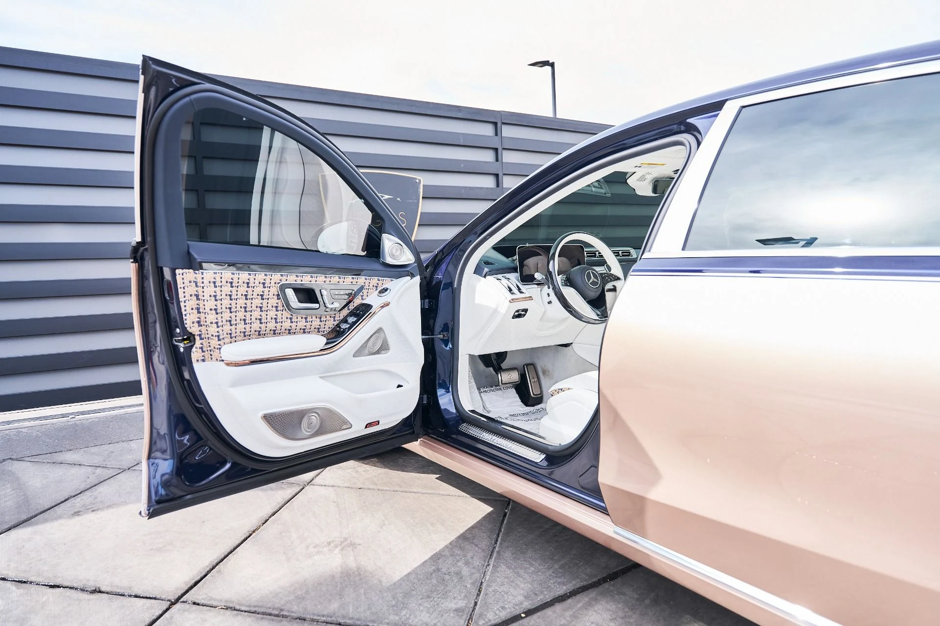 mph032_33416774_Used_2023_Mercedes_Benz_S_Class_Maybach_S_680_1772678578_2fcce067f5