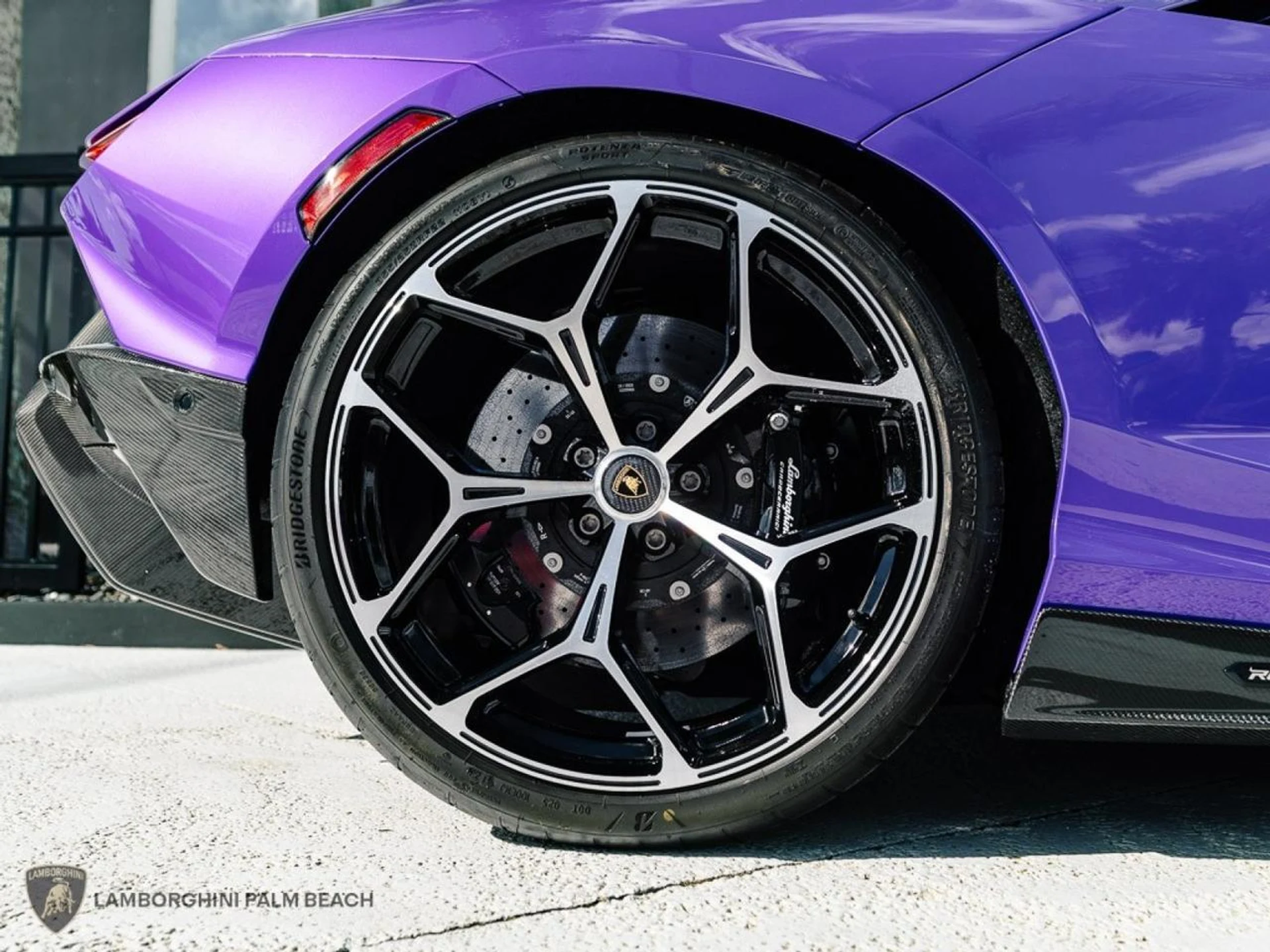 mph032_3343327661_82e6f70630d6414072a74c291eefc63e_de4122683a