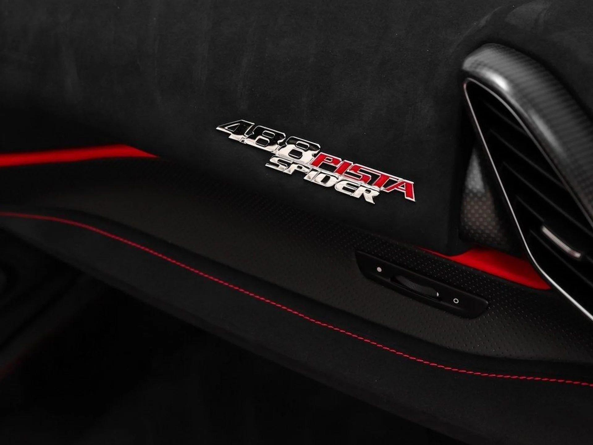 mph032_334481315_33_f97711e950