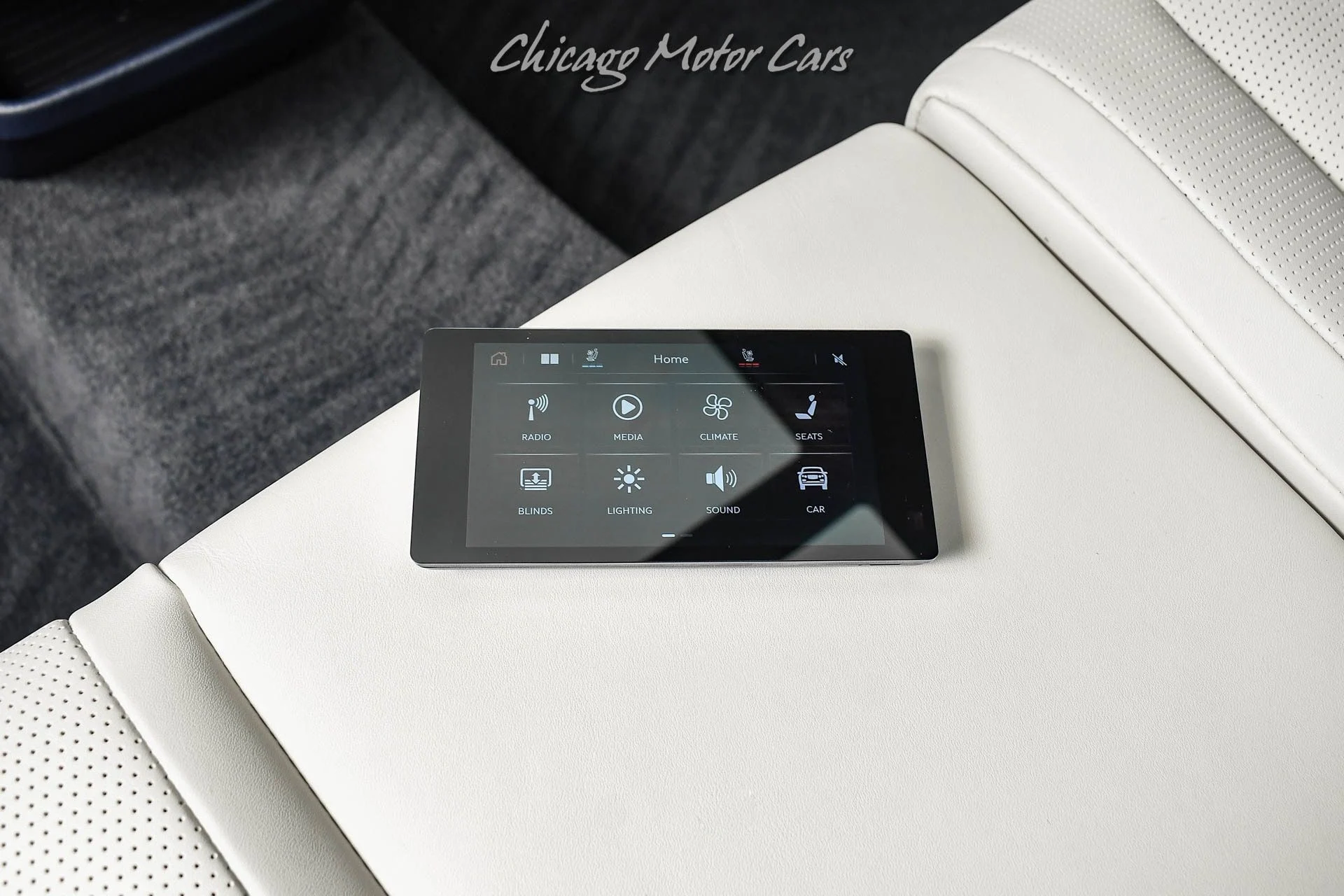 mph032_335641509_13300_p33_l_5eb6a7f856