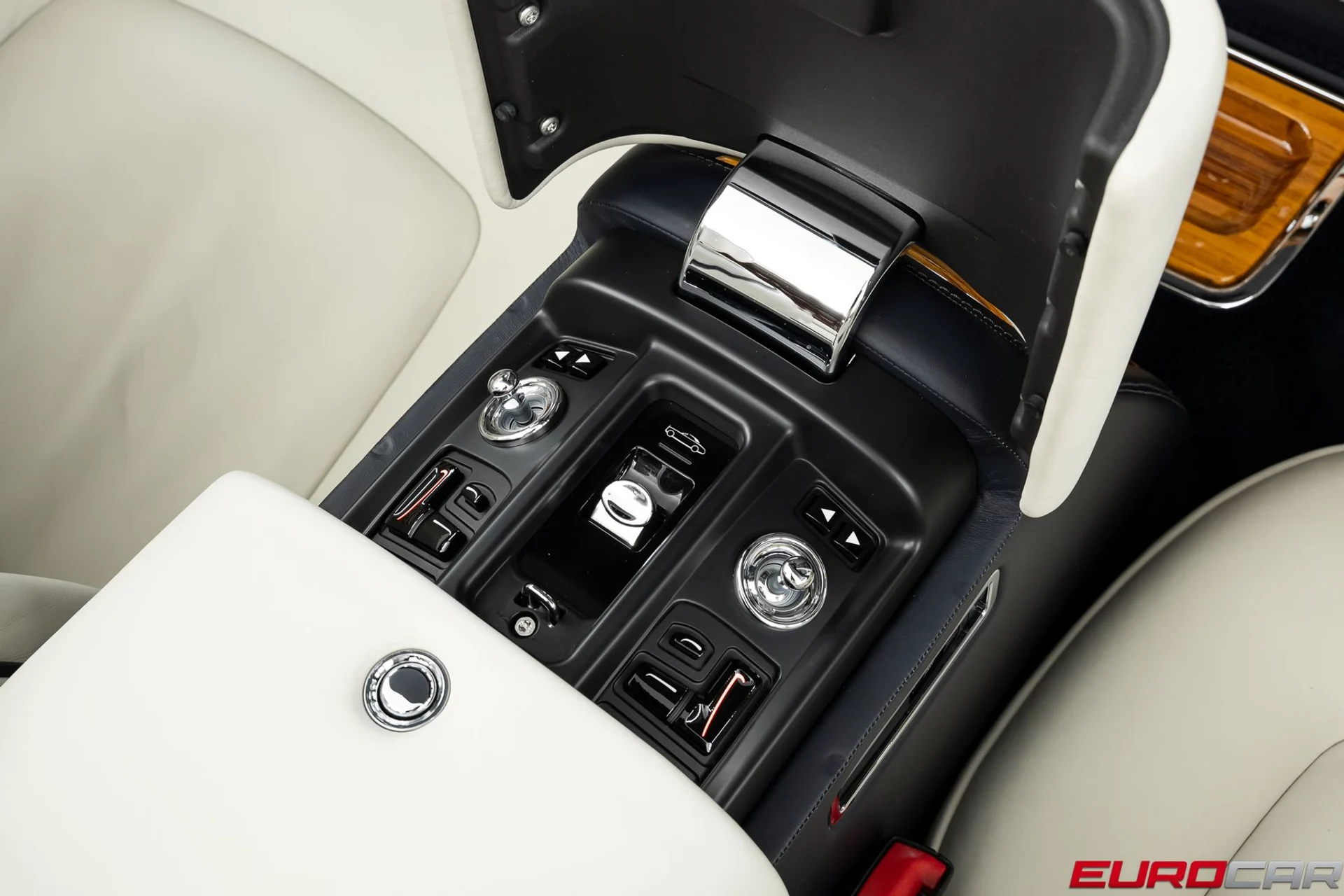 mph032_3359053184_dc1a6384_593a_48a7_8cdf_8ca8e42e78d3_5307e2daf4