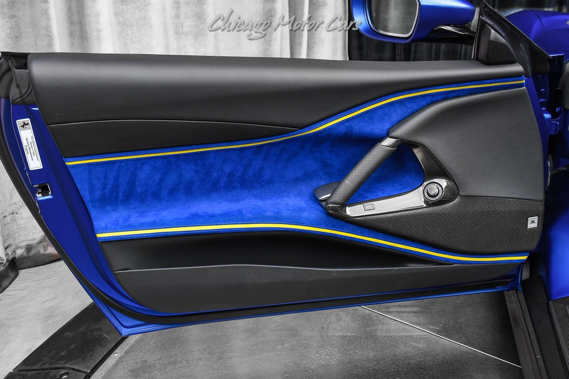 mph032_3363350303_13357_p33_l_3dd8ca68ef