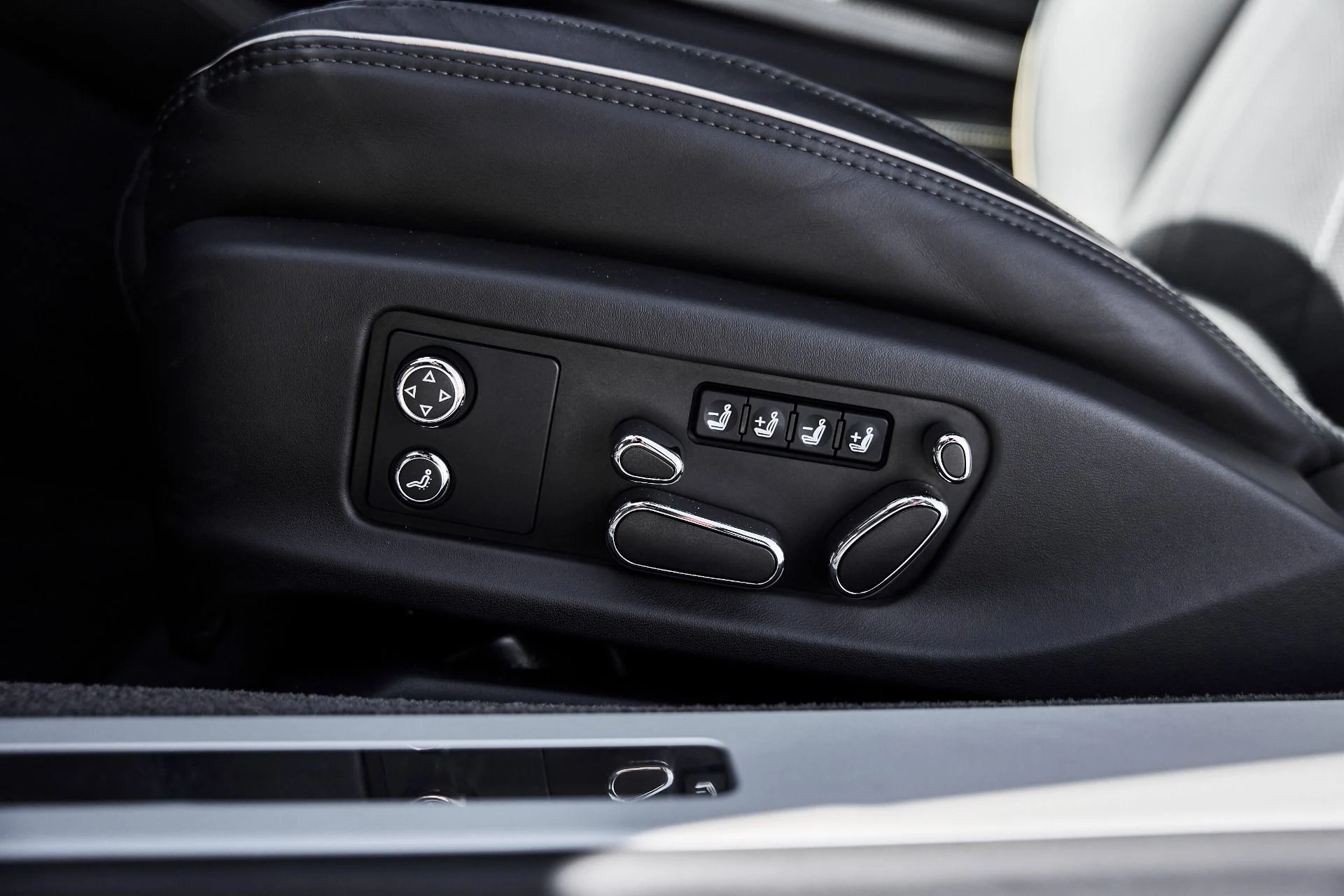 mph032_3366518596_Used_2021_Bentley_Continental_GT_1781576068_990e9d372b
