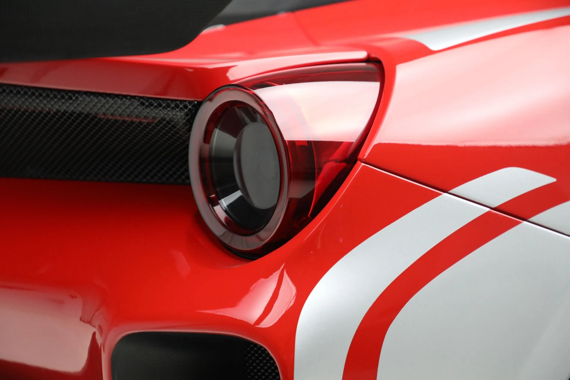mph032_3367642372_Used_2022_Ferrari_488_Challenge_596399fe75