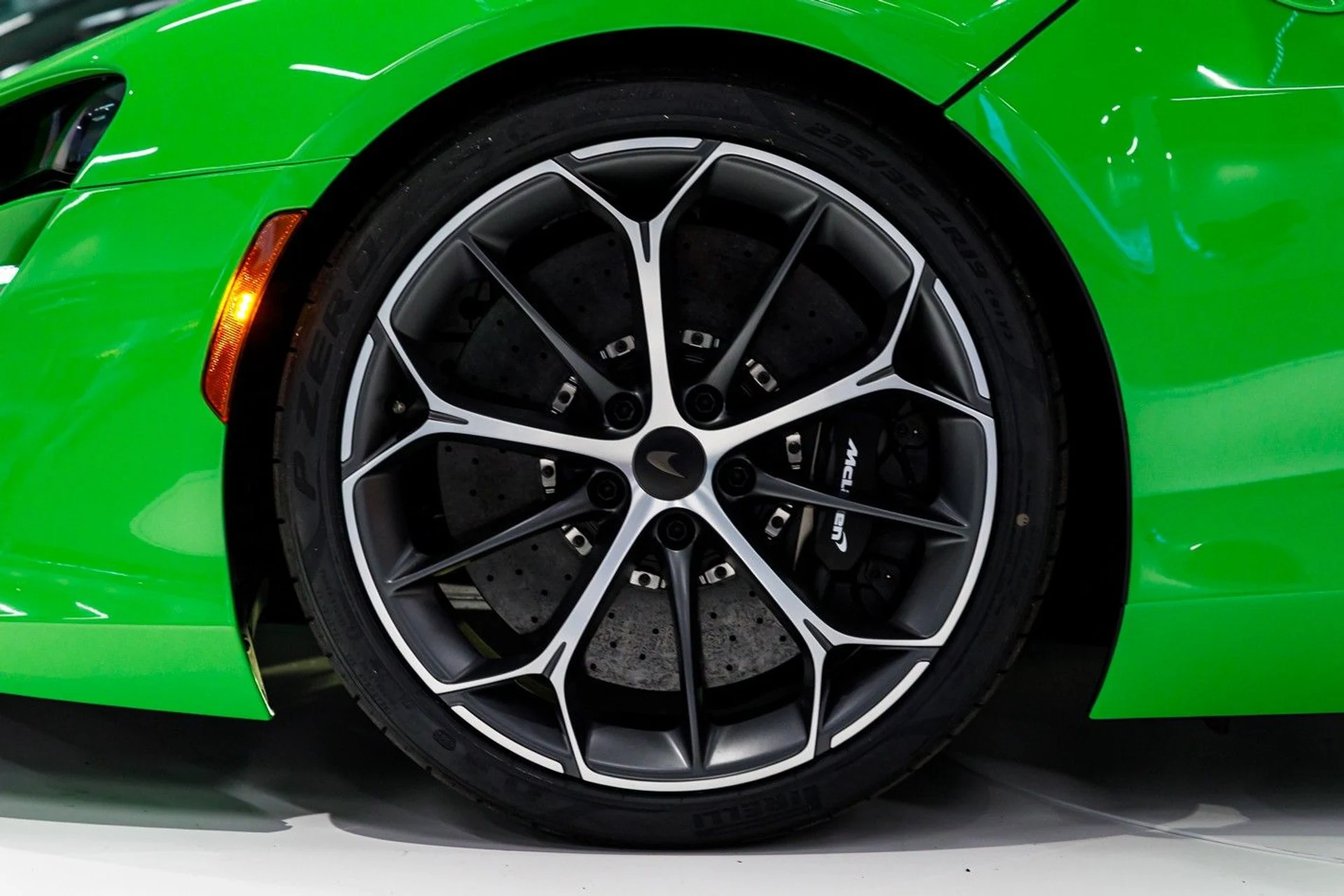 mph032_3372038980_647_p33_l_c4d61eafa9