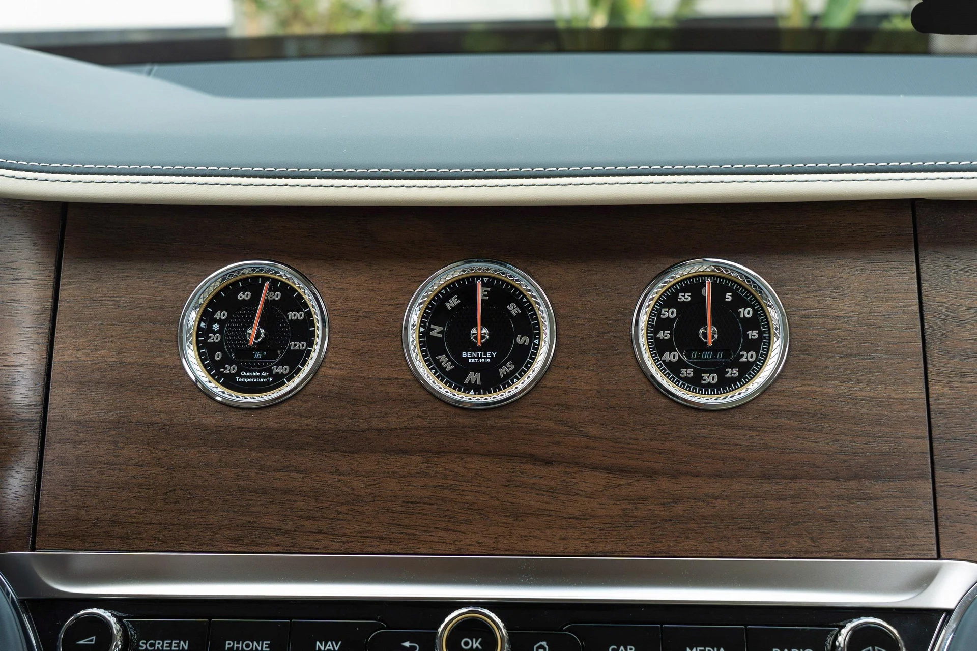 mph032_3374412000_477619931_6954c0ad4e73cd9f103f5062_b1a4145a56