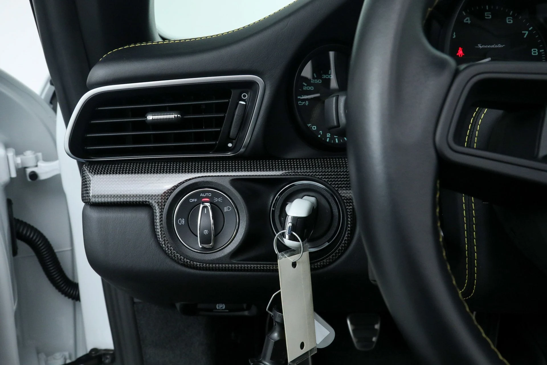 mph032_337834697_e901bbbbfb759b57a78ba43c5dff5bca_fd9cdedfb8