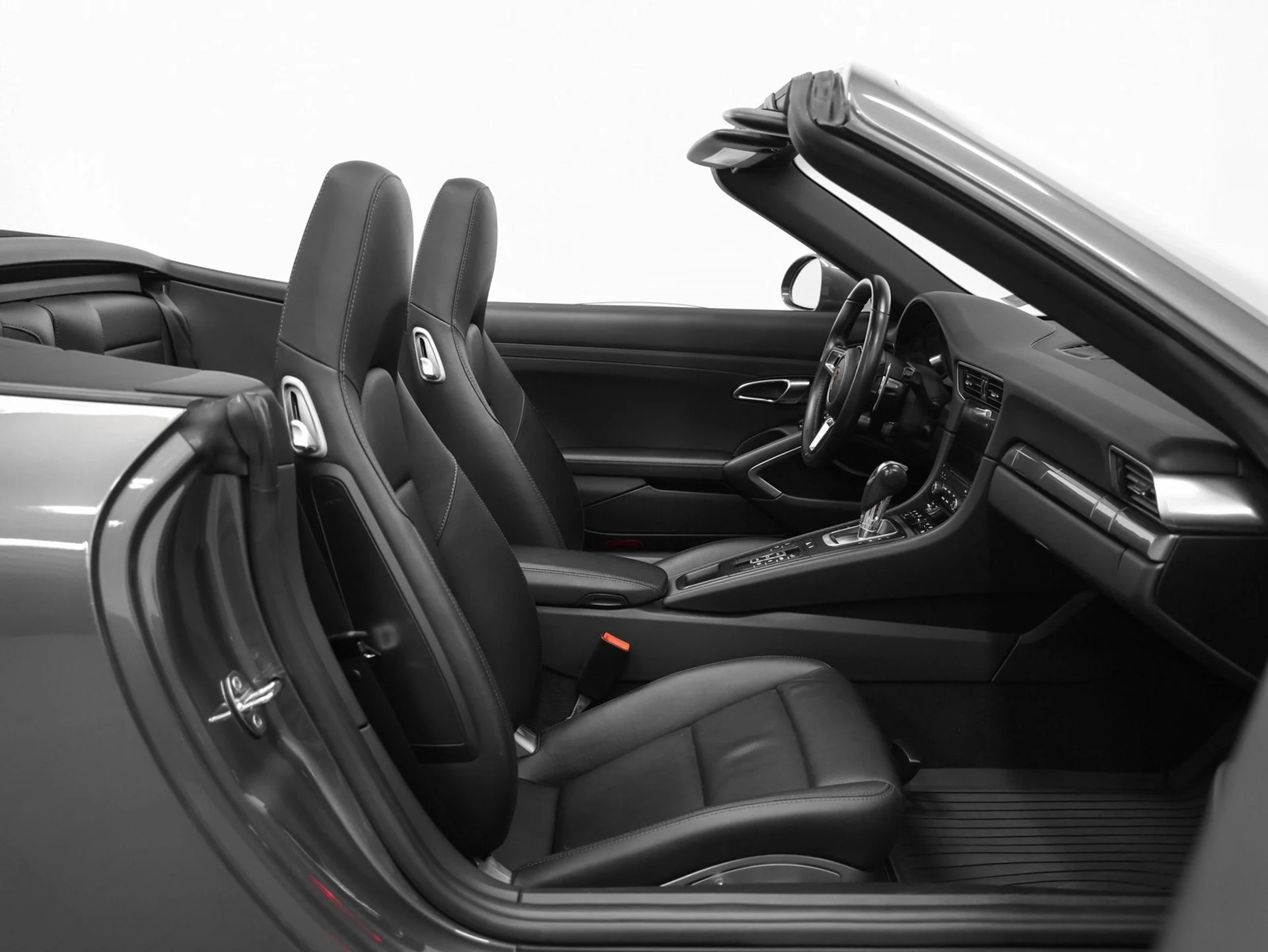 mph032_3380394132_33_9928324023