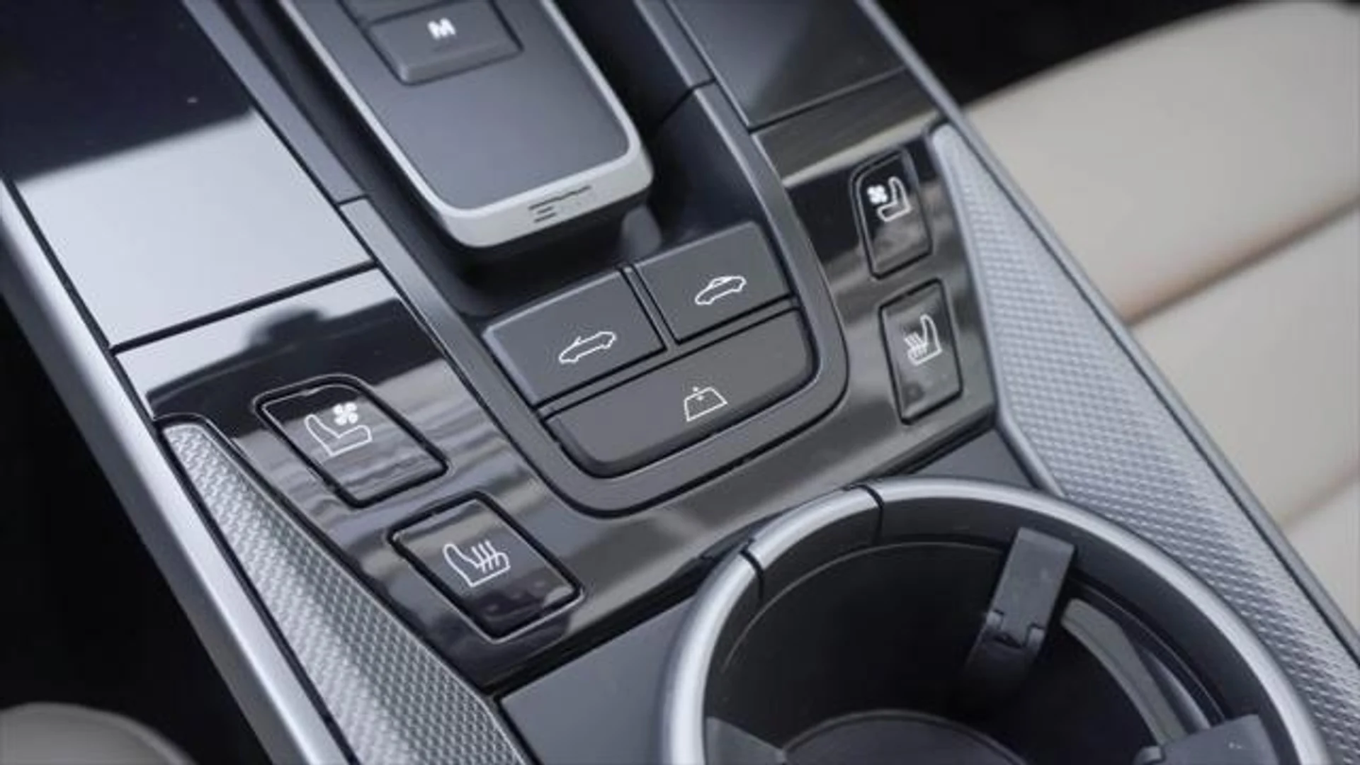 mph032_3385330774_v78aq1xkh96g_Jl_C_Cauufb_O_KZAQ_1a740cf560