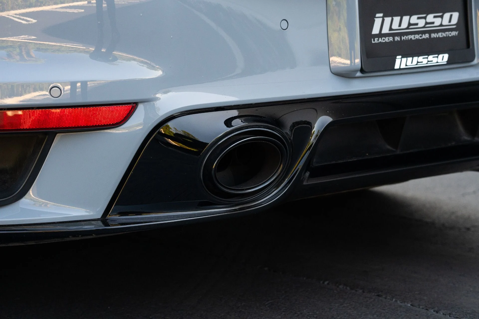 mph032_3390414788_Used_2023_Porsche_911_Turbo_1772073692_35fef18ad1