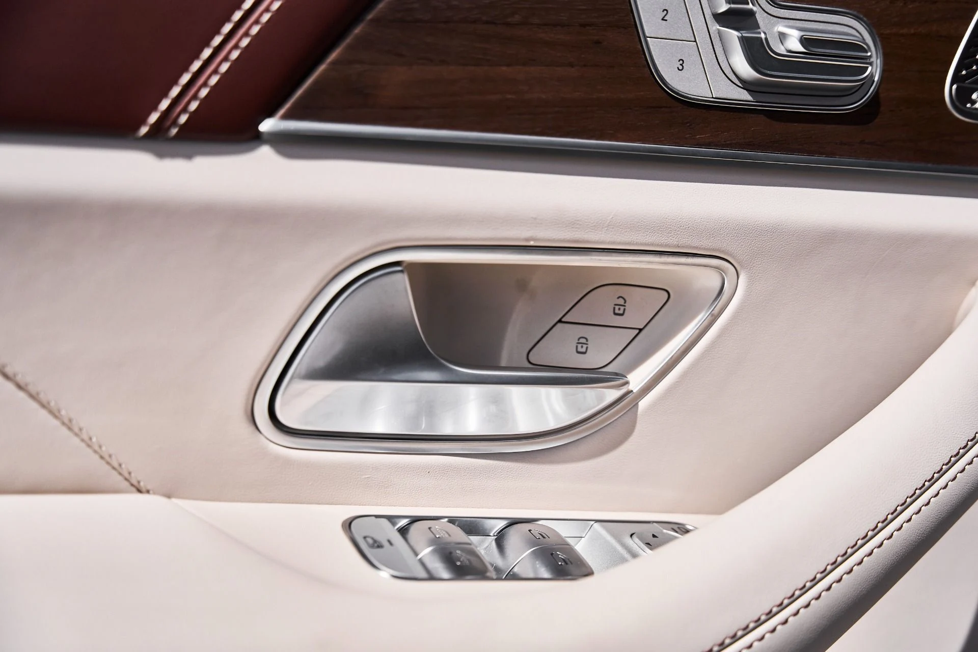 mph032_3393178206_Used_2026_Mercedes_Benz_GLS_Maybach_GLS_600_1776732781_cf0f5de81a