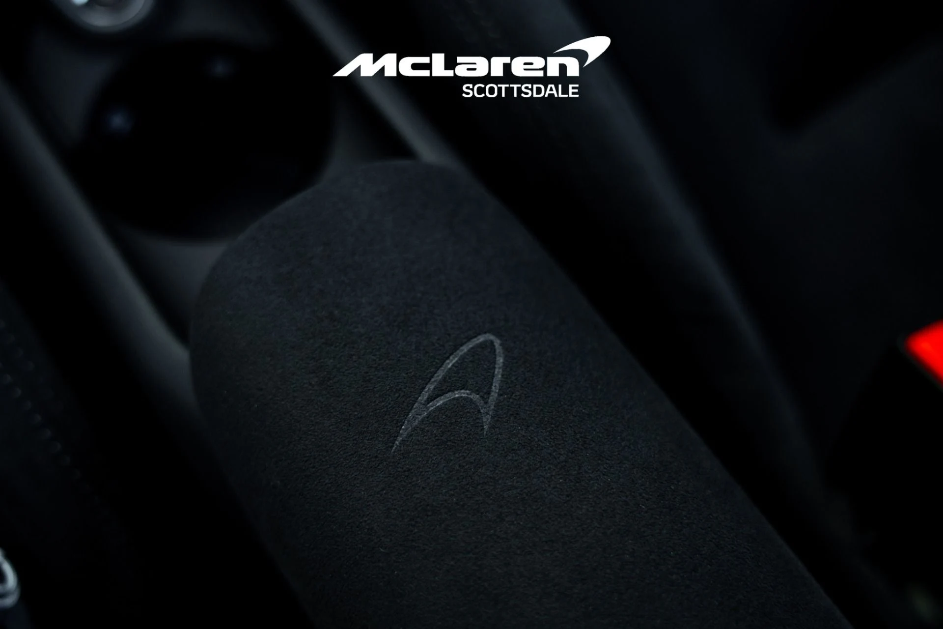 mph032_3397845307_Used_2025_MCLAREN_ARTURA_1728156448_d2752b3025