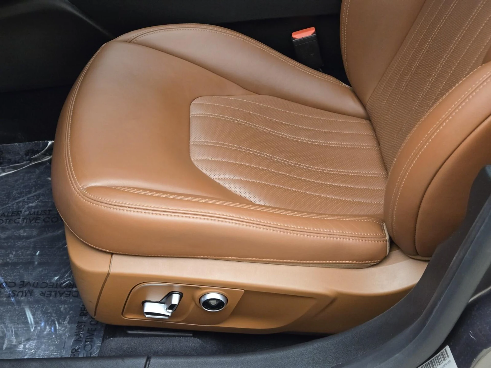 mph032_3403219063_Used_2022_Maserati_Ghibli_Modena_1763109009_9e3f052276