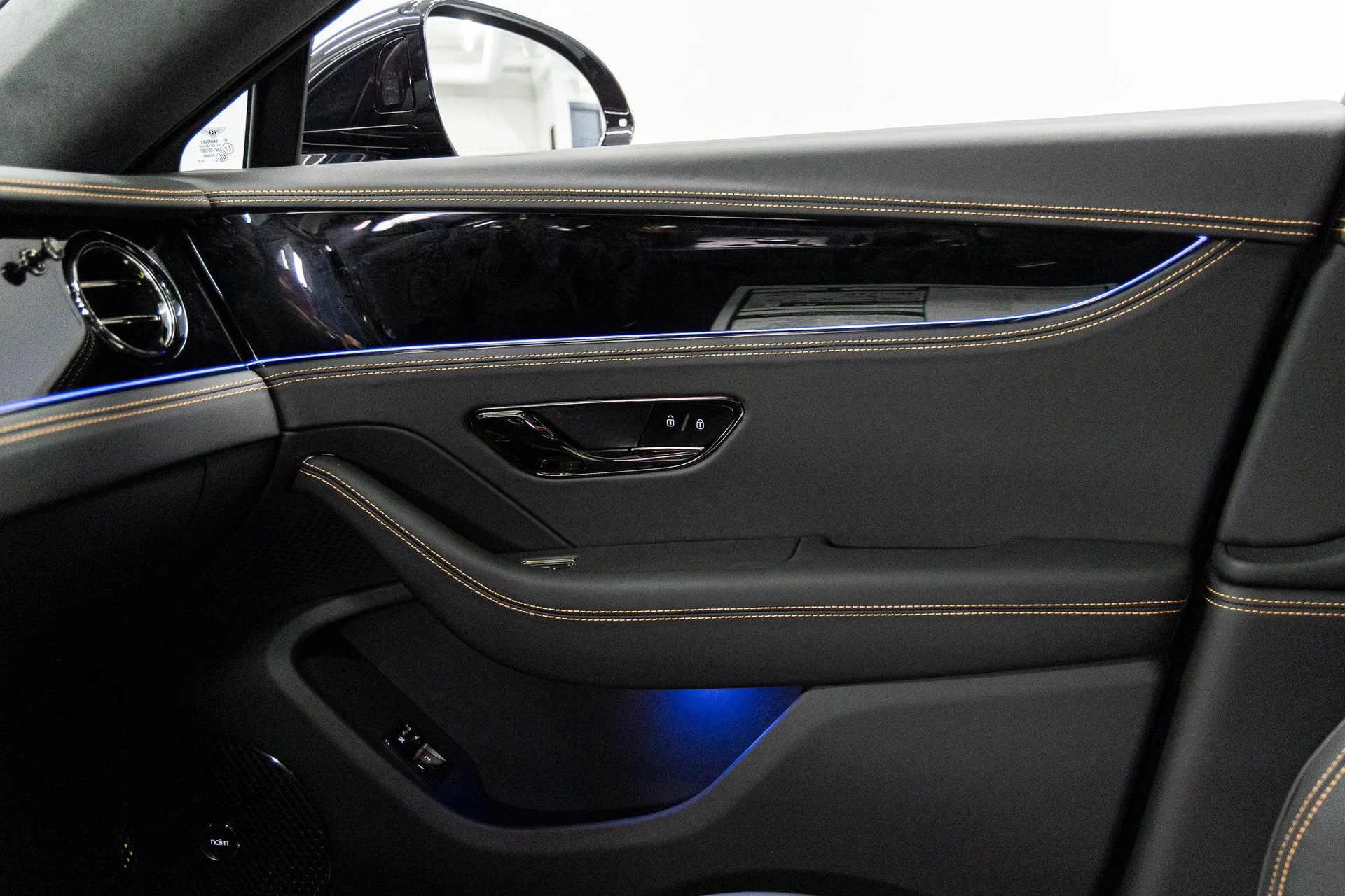 mph032_3410007135_f850013e54d2a3448cfecfac4c4cbbebx_2063c4d7c4