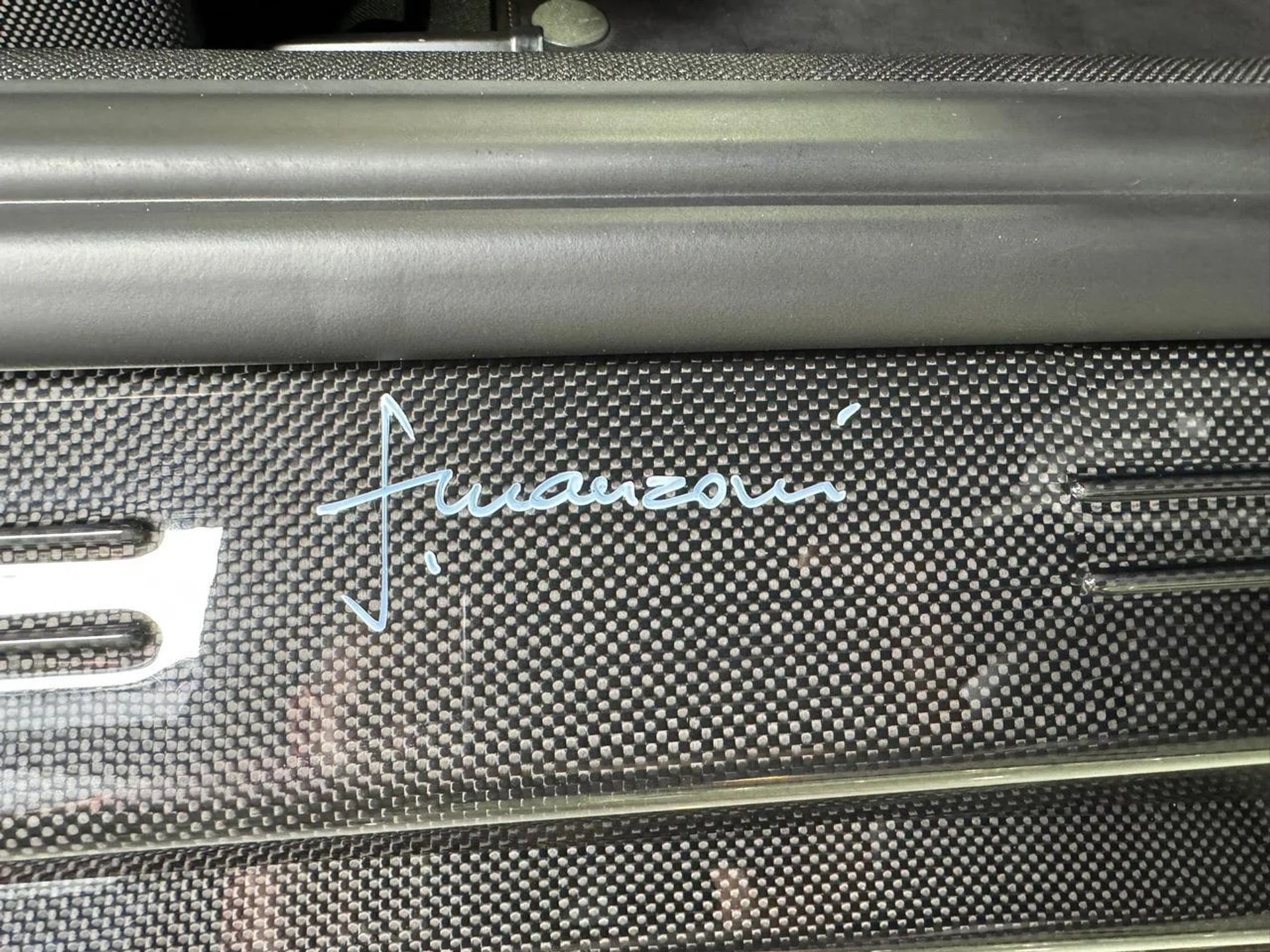 mph032_3430357819_76875f5798c4738387f3708f7c3a15e1_6d16431ae7