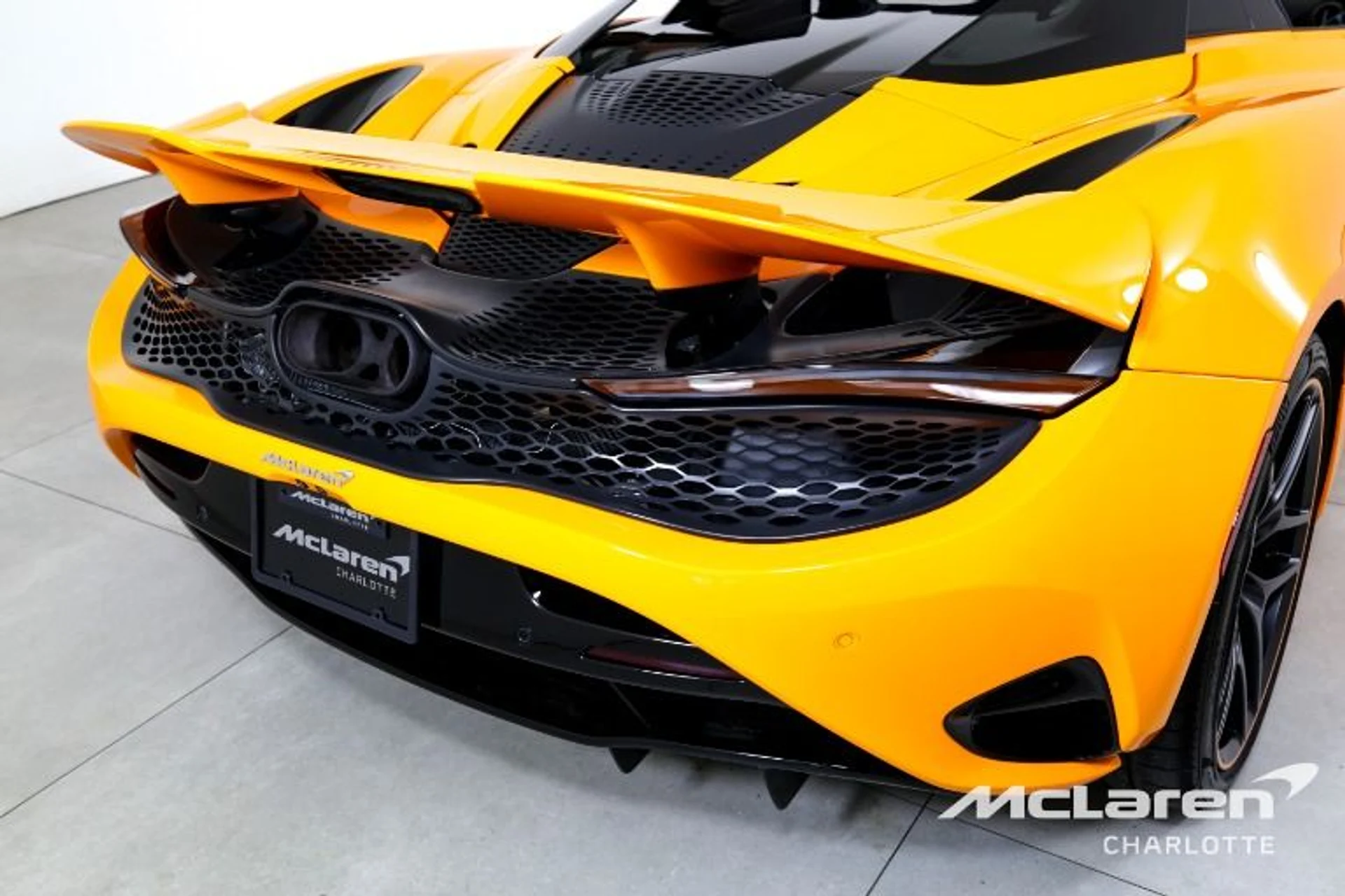 mph032_3437283634_Used_2024_Mc_Laren_750_S_Spider_3829cda42d
