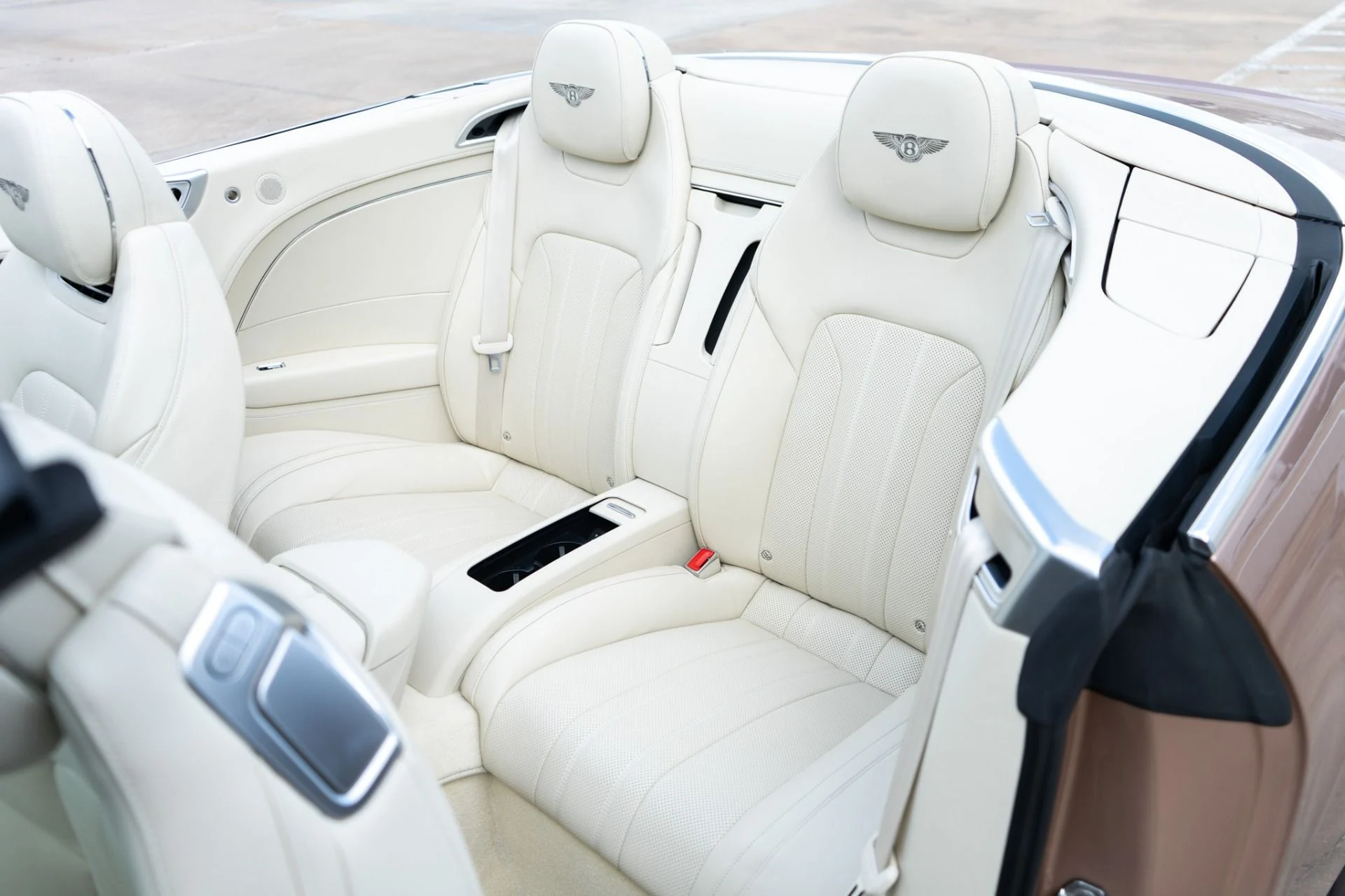 mph032_3442126944_Used_2022_Bentley_Continental_GTC_V8_1789509721_0fd21d1aaf