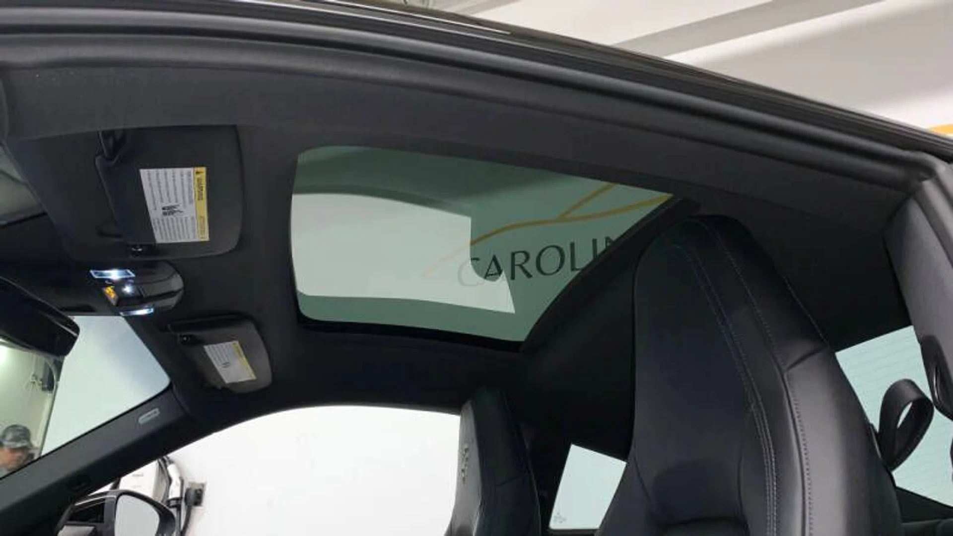 mph032_3445102347_2025_porsche_911_carrera_2dr_coupe_370c29b67f