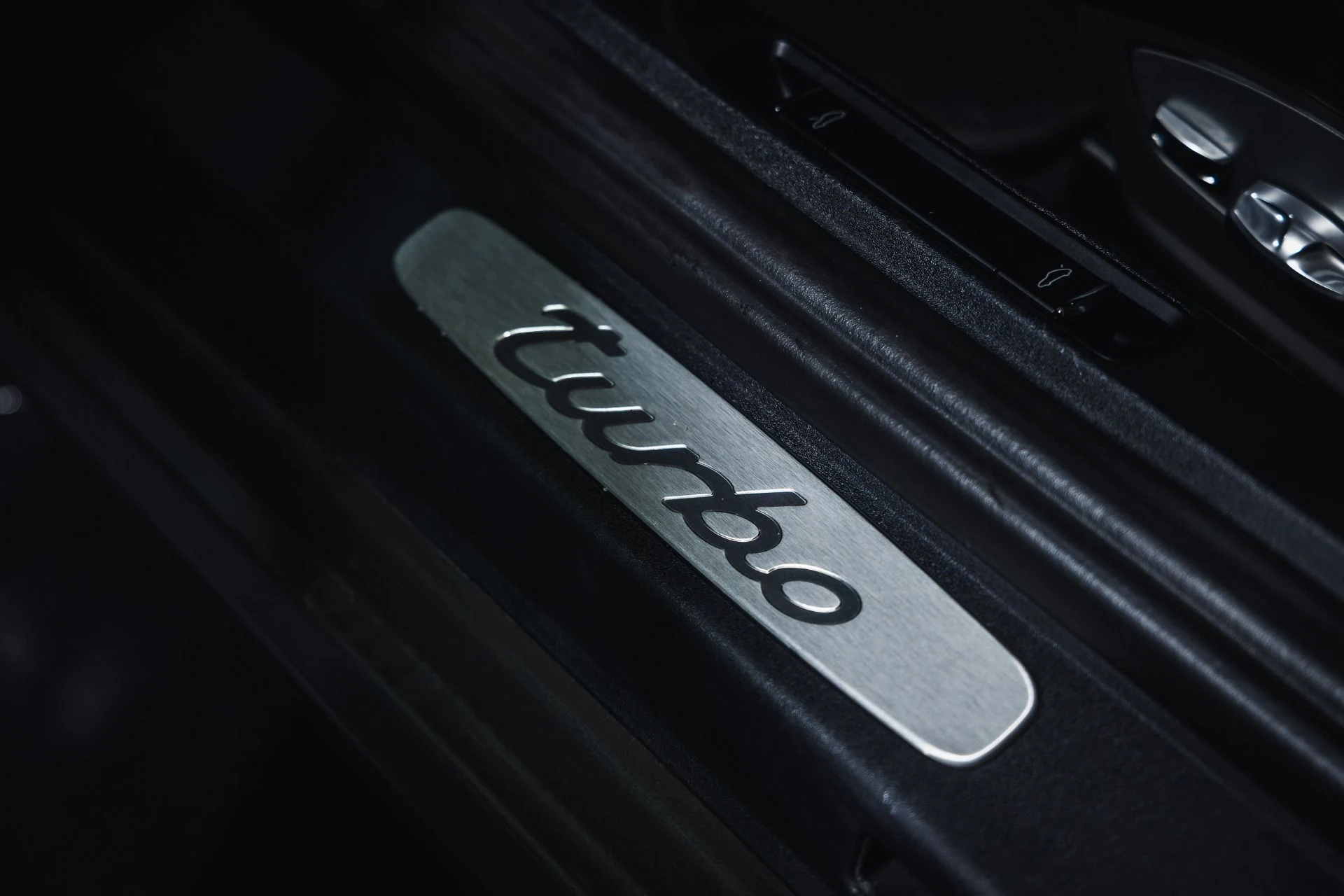 mph032_3445312657_Used_2014_Porsche_911_Turbo_1775101052_3b216628dd