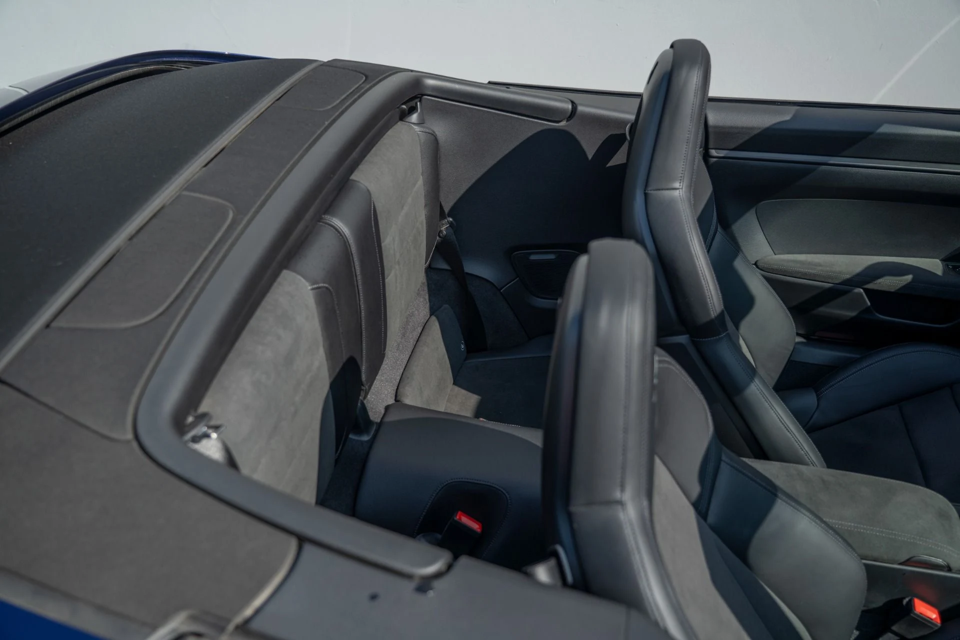 mph032_3450080009_Used_2024_Porsche_911_Carrera_GTS_1761603170_9e2829991a