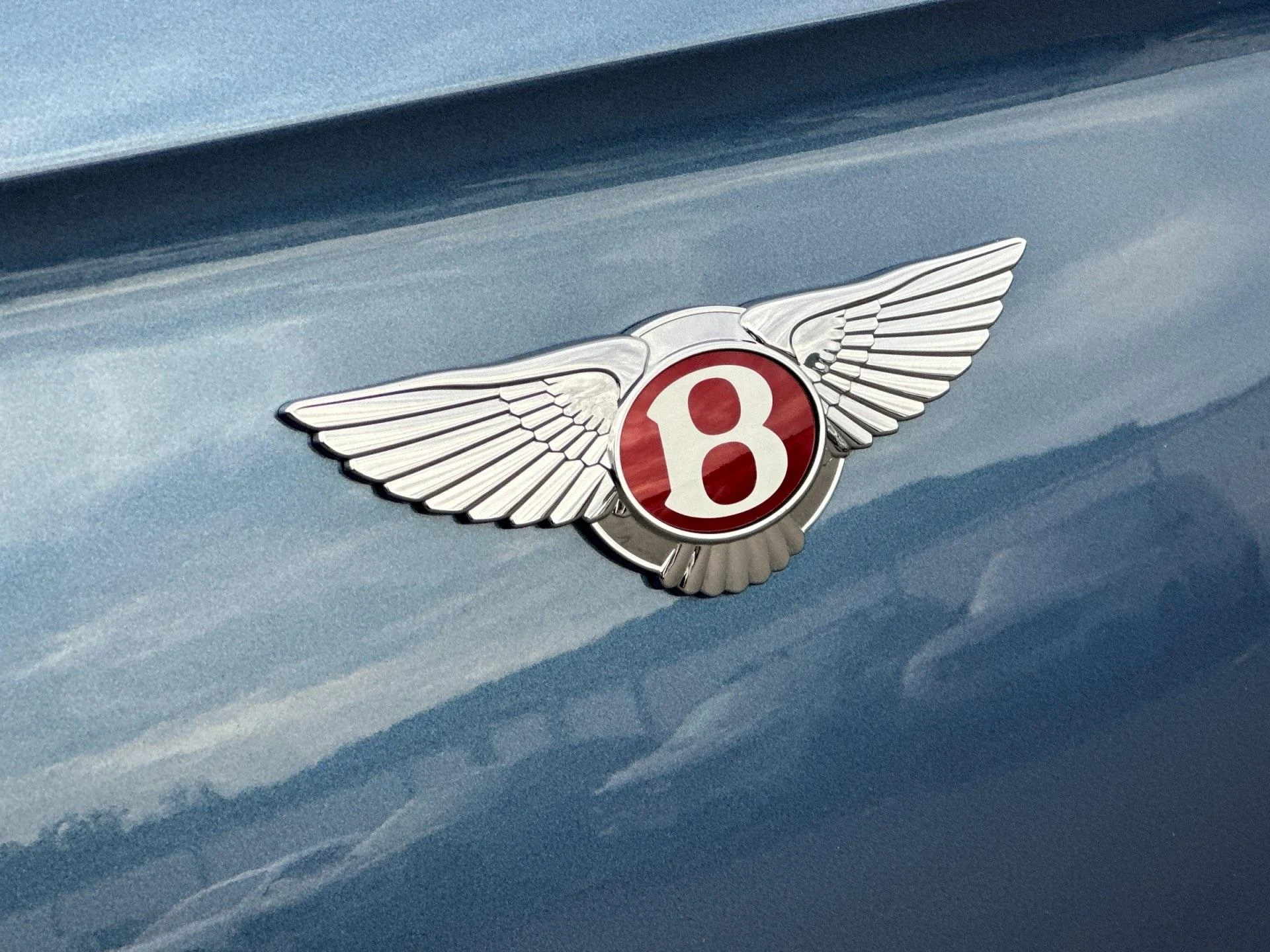 mph032_3452465972_Used_2017_Bentley_Continental_GT_V8_1767193815_1a54f4b3af