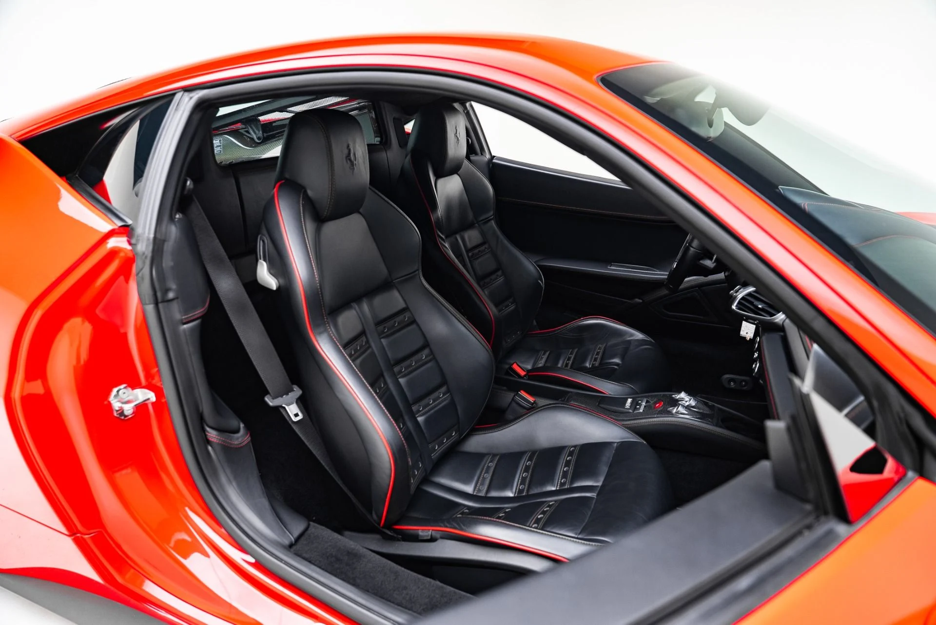 mph032_3455614882_Used_2010_Ferrari_458_Italia_1766090580_b85cb5c230