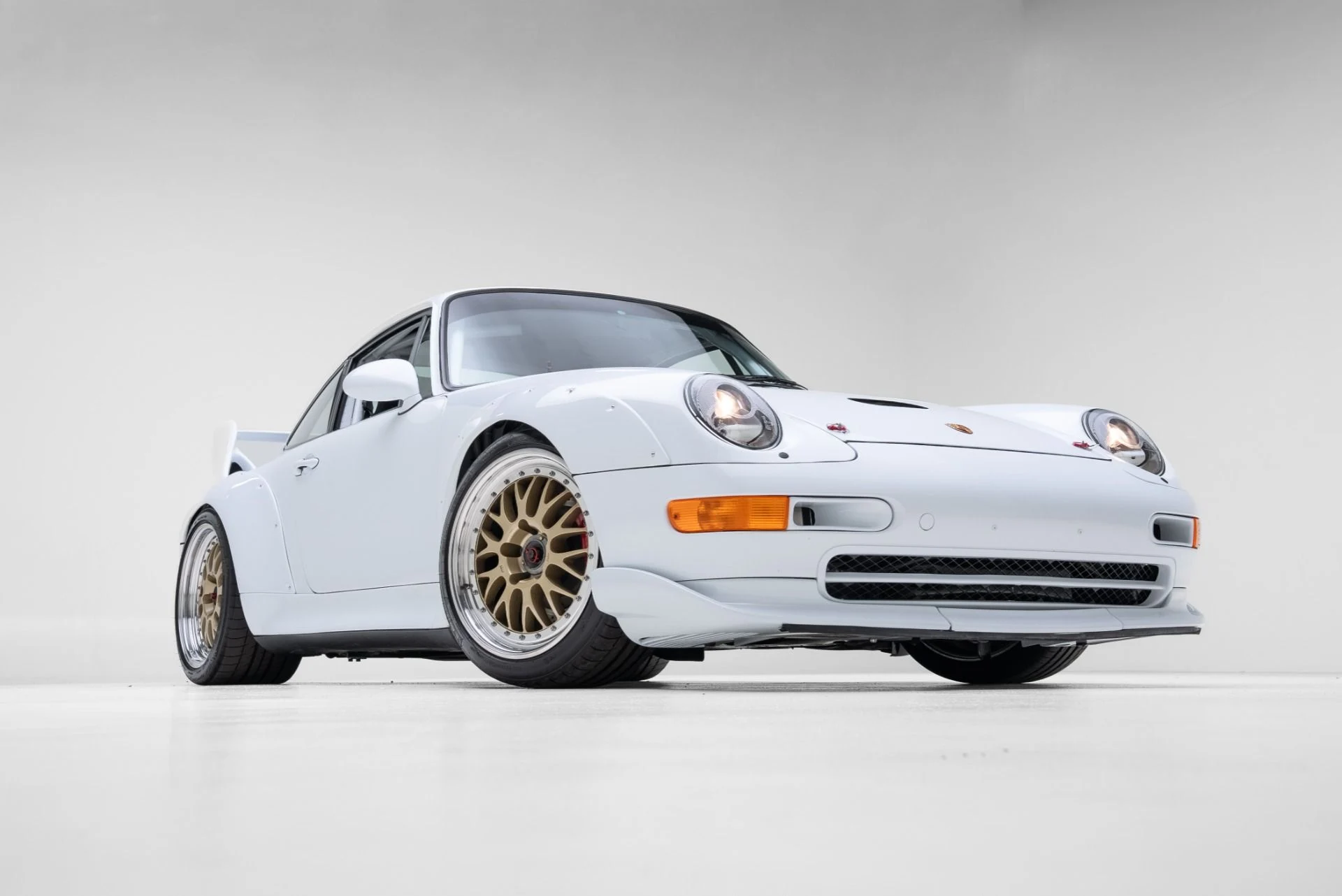 mph032_3458219621_Used_1997_Porsche_911_993_Cup_38_RSR_1773179300_2e73fab27c