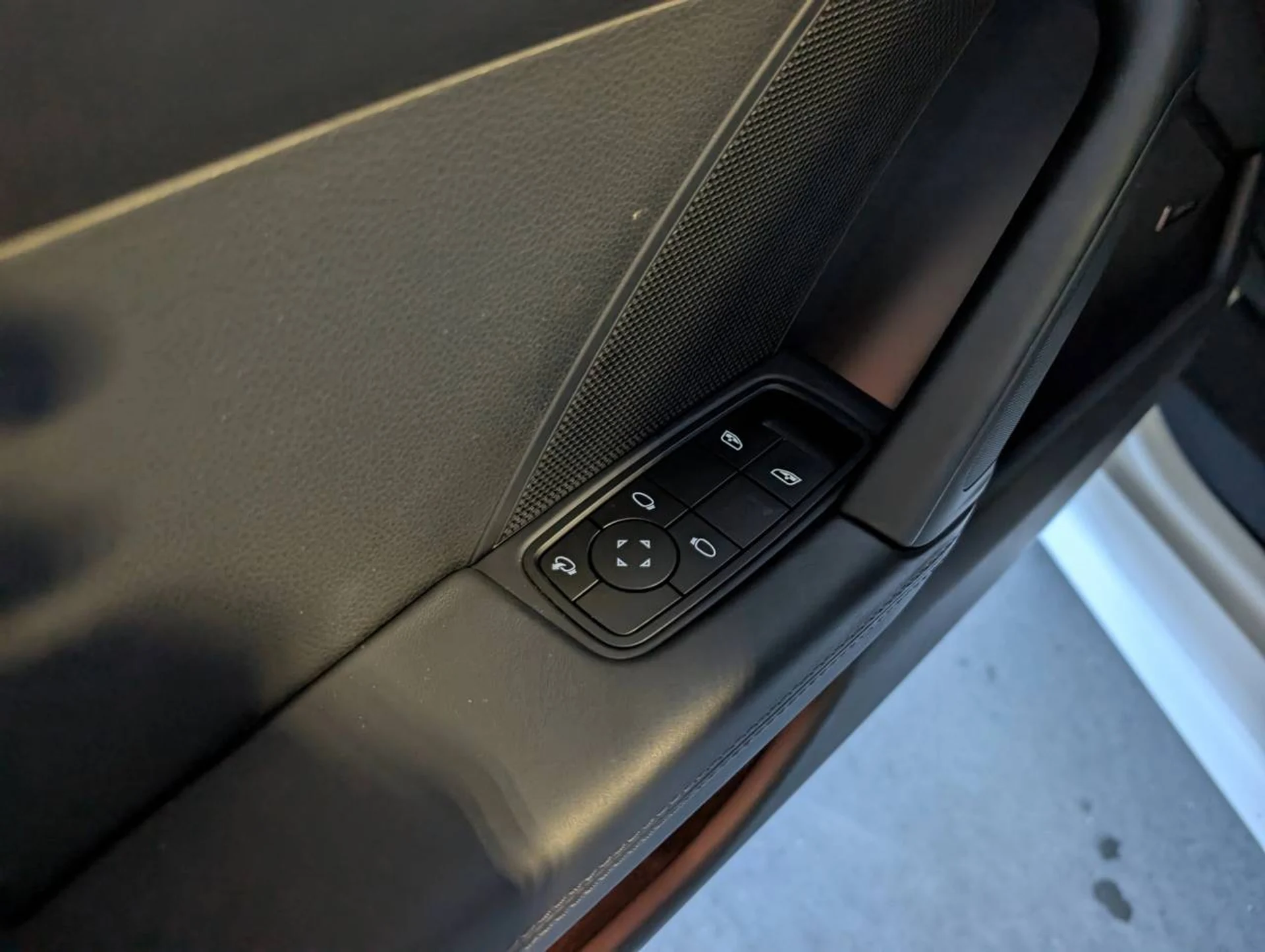 mph032_3467456891_ac7b27575a2501d2e5329d13842132e2x_e4e892cd14