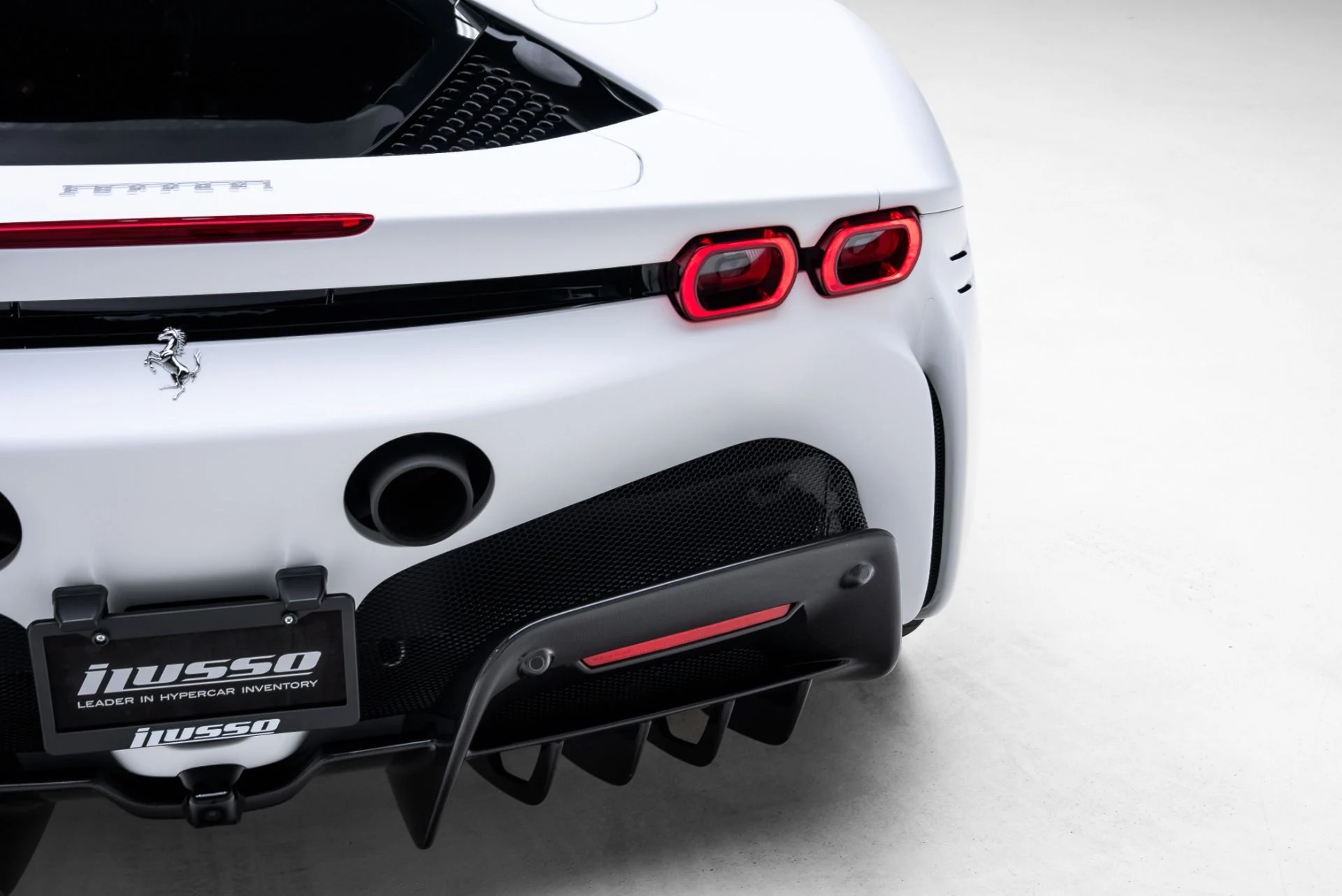 mph032_3467942901_Used_2023_Ferrari_SF_90_Stradale_1772151566_9ff31d1a04