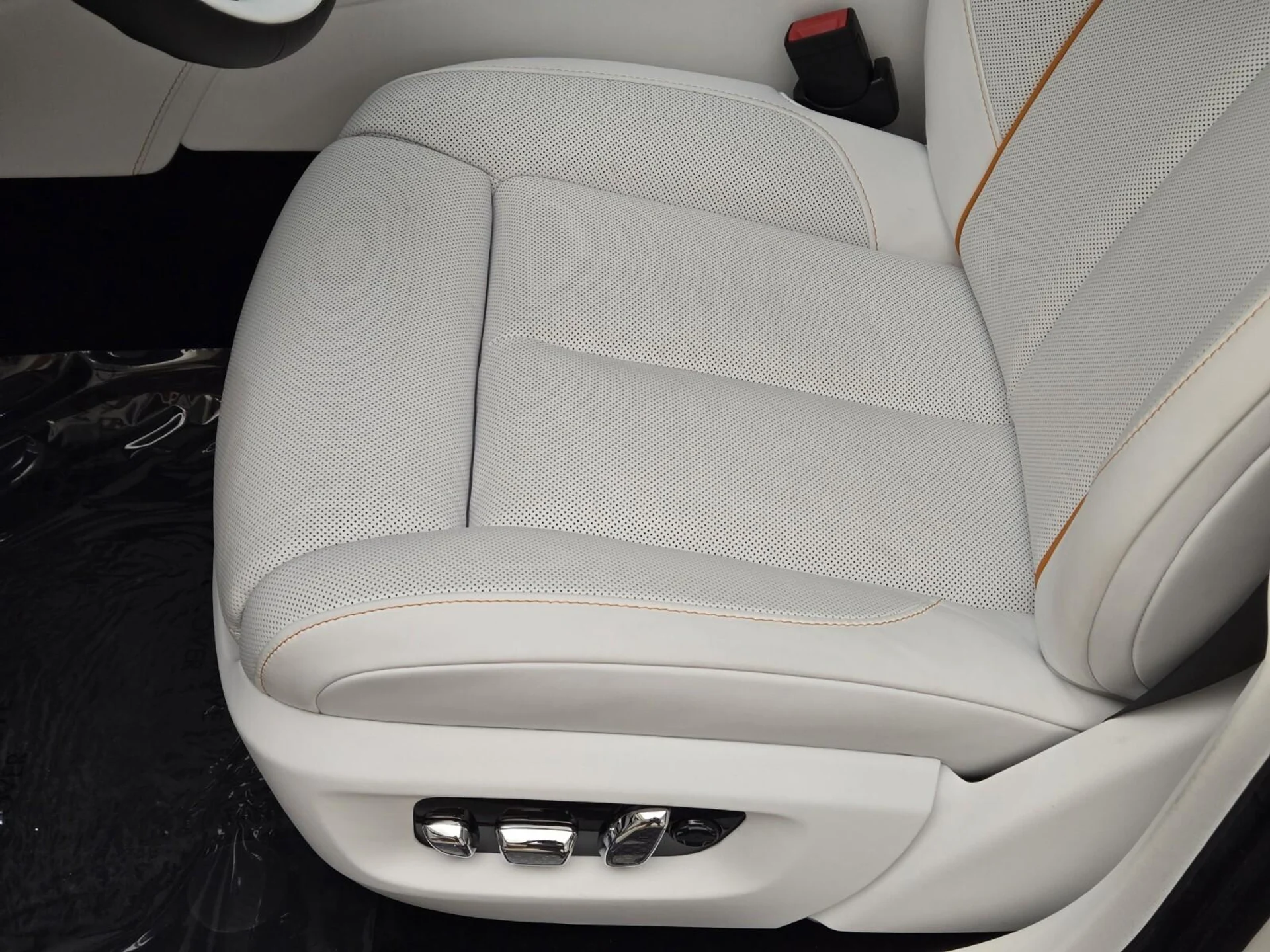 mph032_3470173799_New_2025_Rolls_Royce_Ghost_1753162901_e37488399f