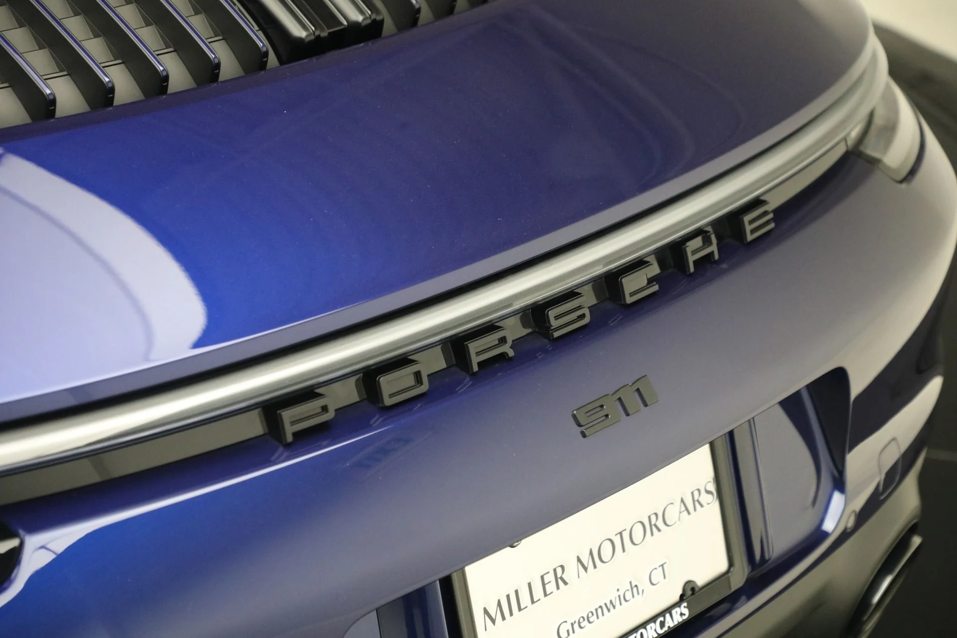 mph032_3476710200_Used_2024_Porsche_911_Targa_4_GTS_1761677247_f219b17c0d