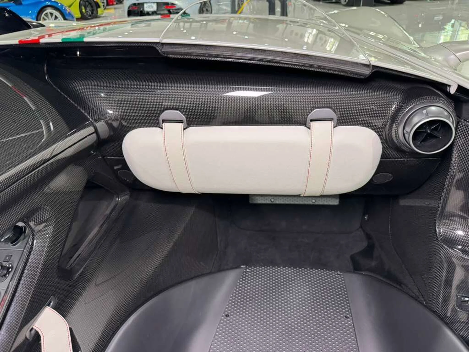 mph032_3479035707_c93227d768457ed956cd241ff6dfe985_1319f4199a