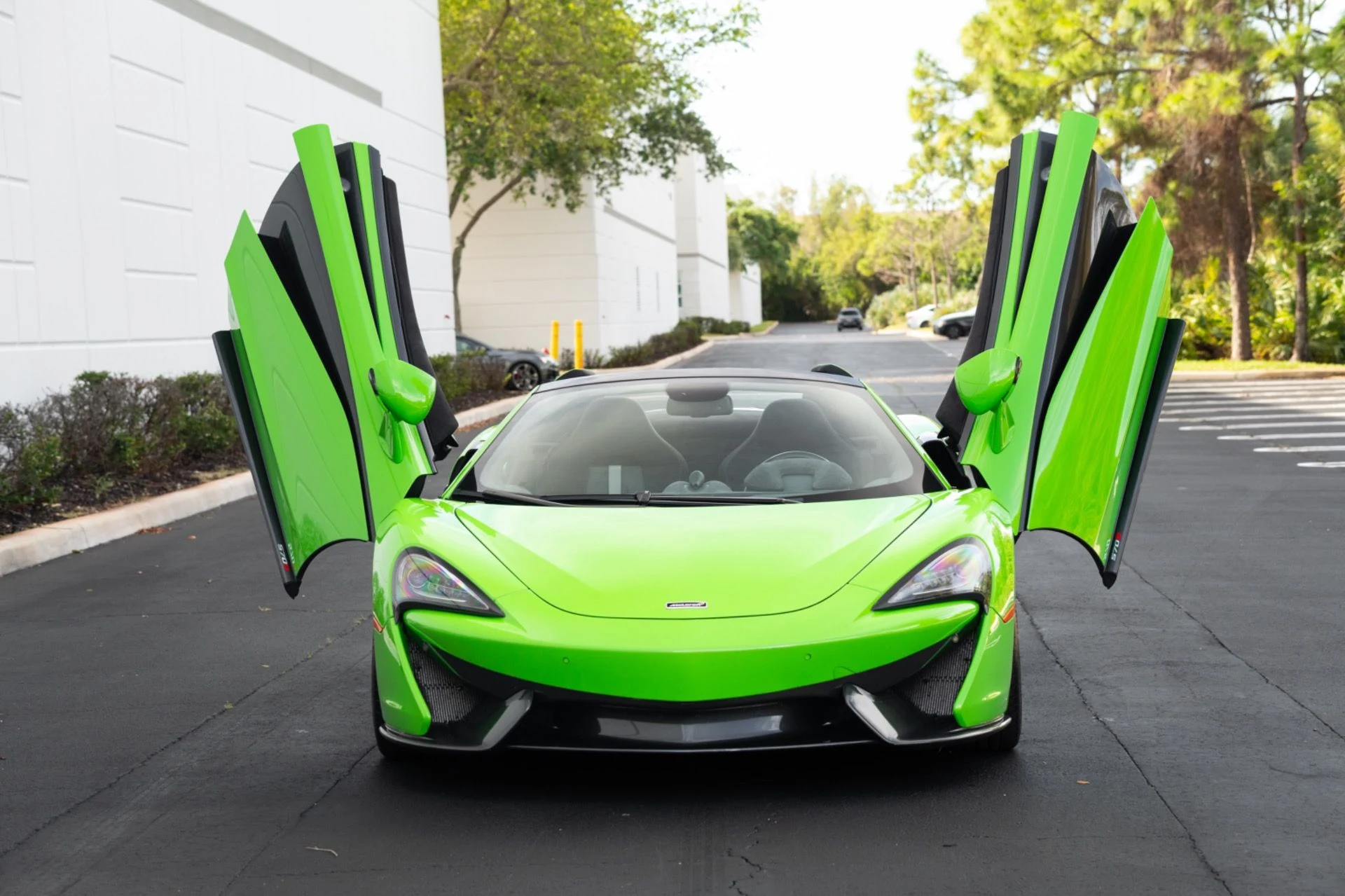 mph032_3480711937_Used_2018_Mc_Laren_570_S_Spider_1773949539_64991f9abc