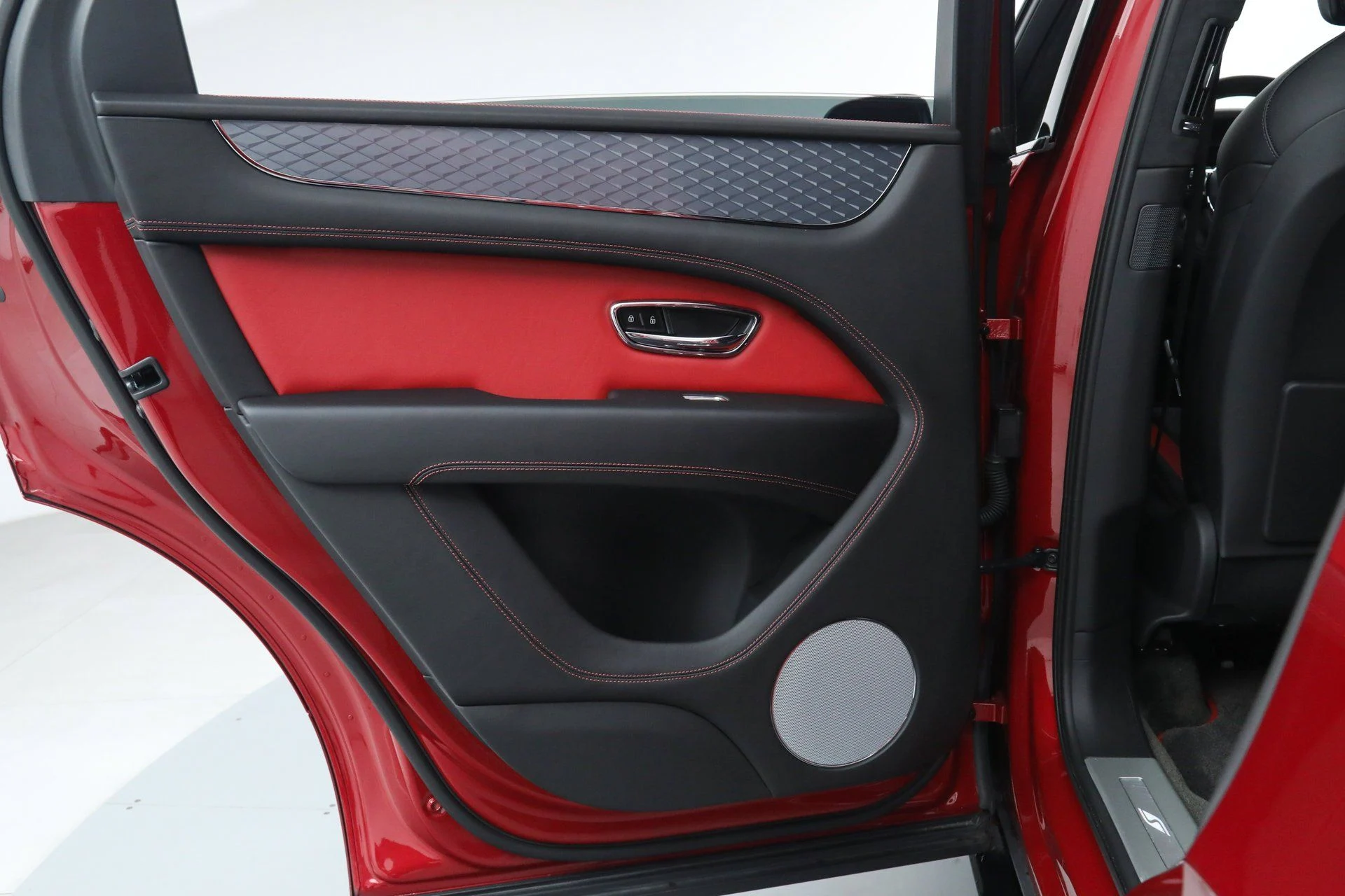 mph032_3505269542_cda98e83ee91c6bd53c8d1c45fba46b5_8503de0e57