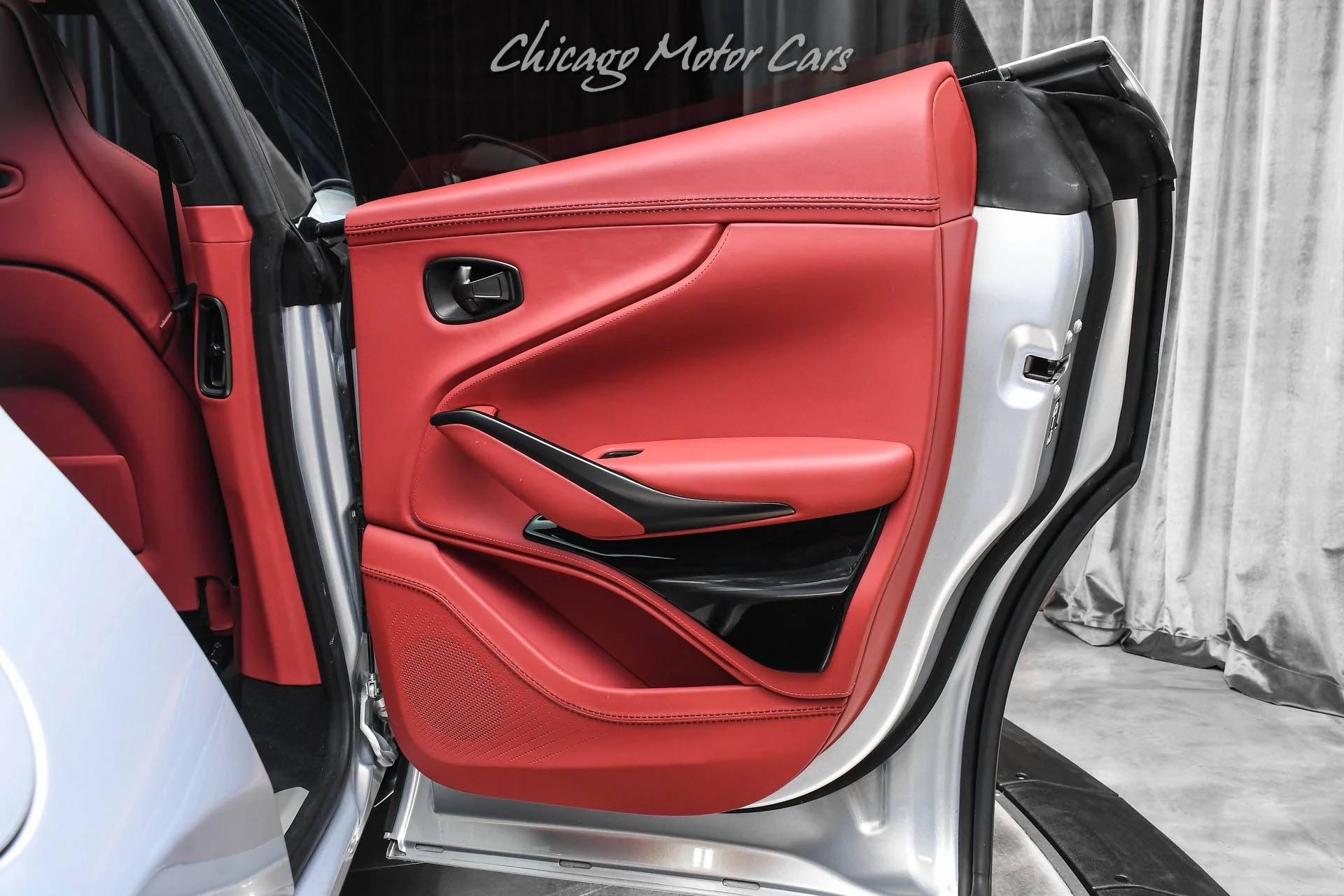 mph032_3527095723_13003_p33_l_1936d67db9