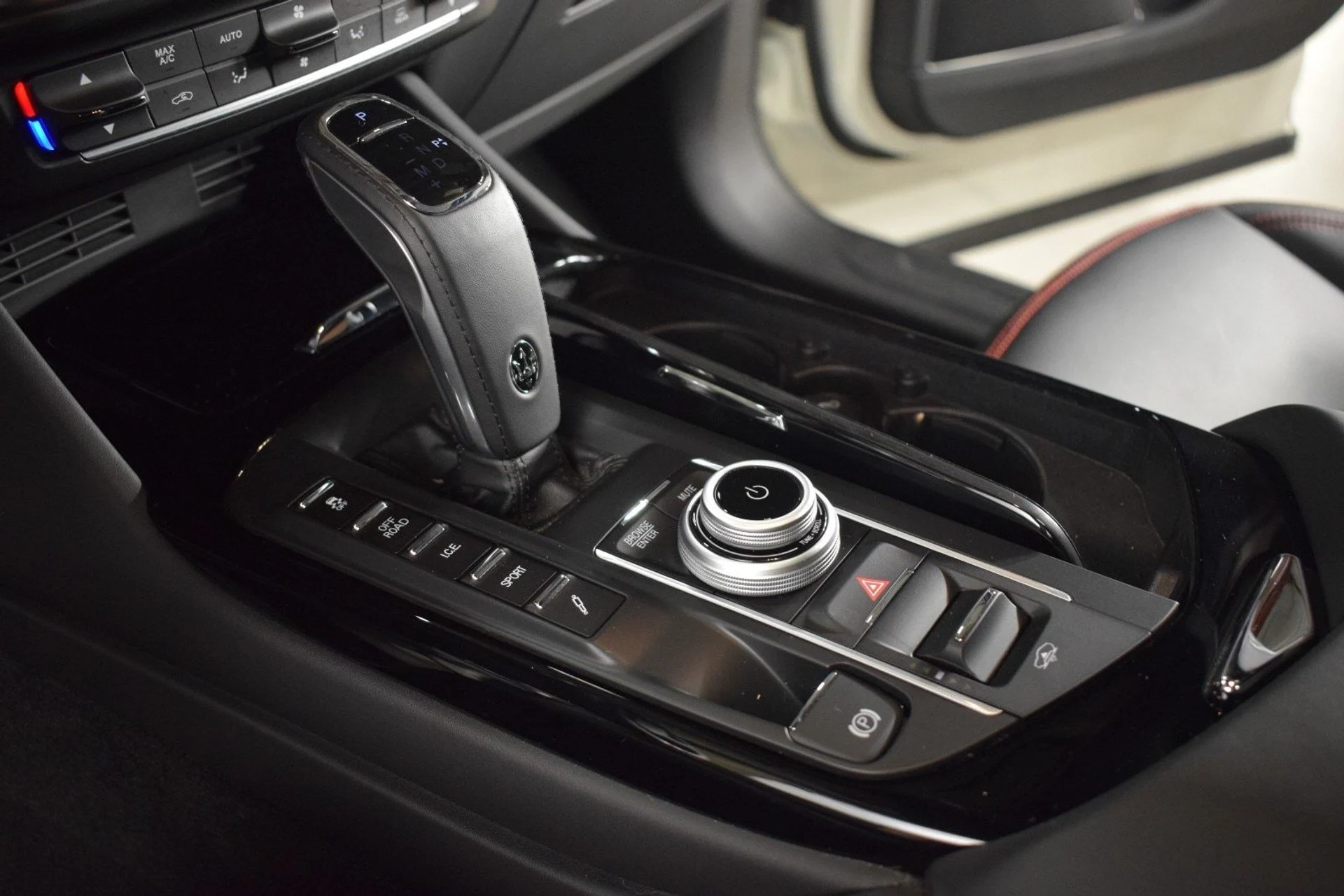 mph032_3527132147_984e1f9d0119f3a922f4b48d629930c0x_8446597b8c