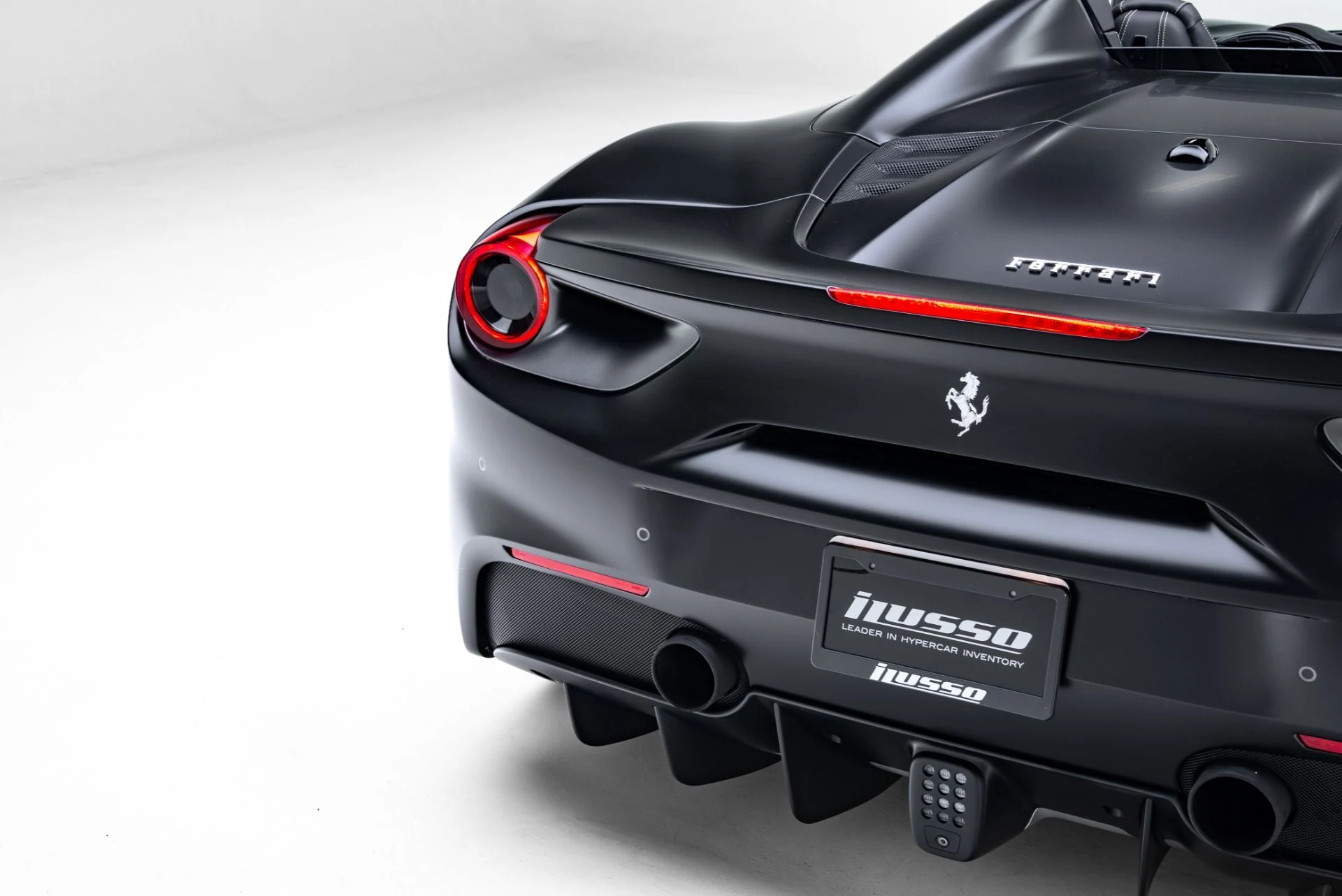 mph032_3550872761_Used_2018_Ferrari_488_Spider_1771880321_e13dfd9c1f