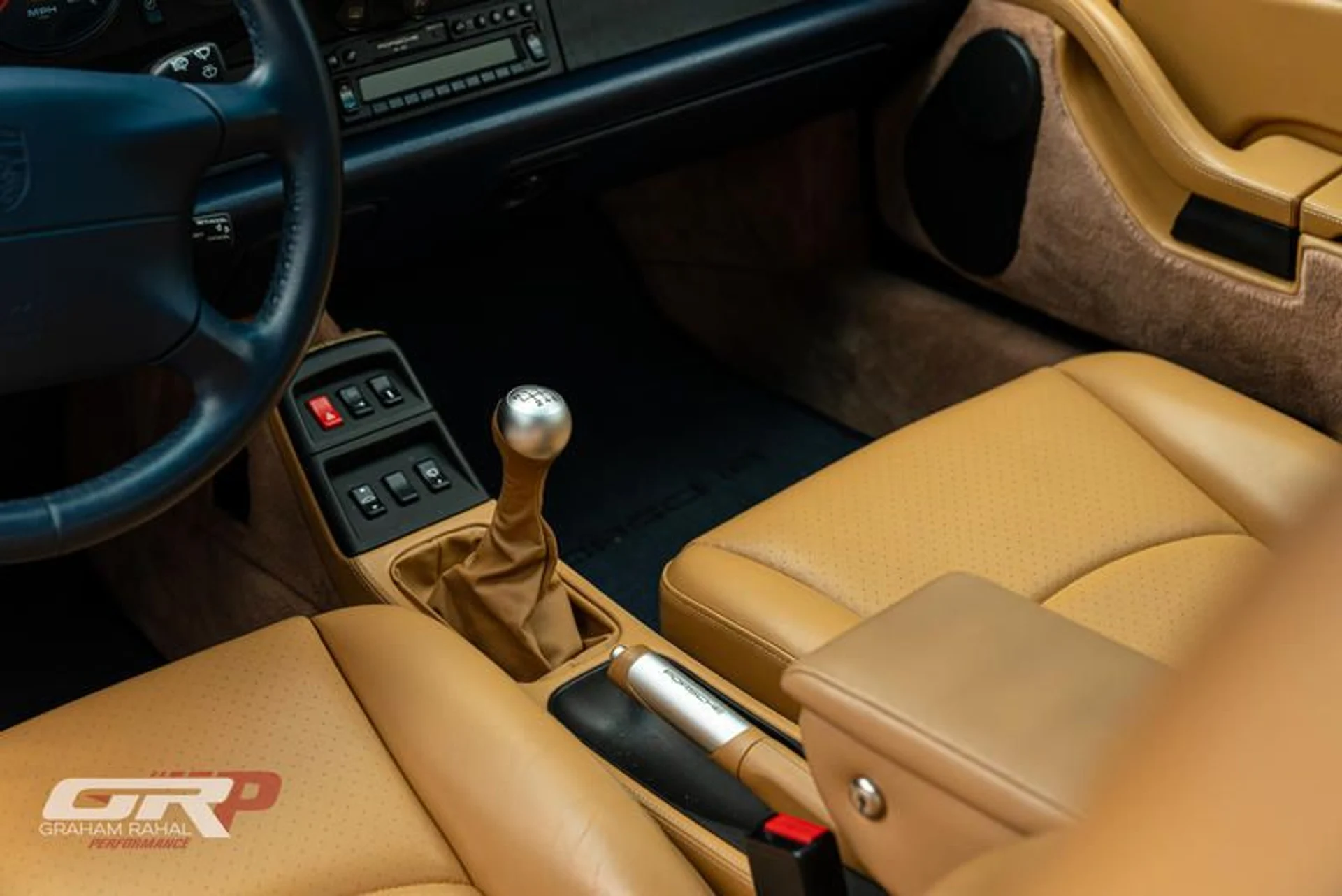 mph032_3551219296_C0_A7_E2_FB_11_A8_4293_A6_BA_E48111_A46_B06_4ca0eb3ac9