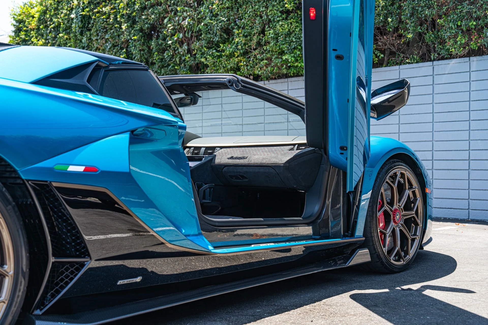 mph032_3553801353_Used_2022_Lamborghini_Aventador_LP_780_4_Ultimae_1755037008_90621957d2
