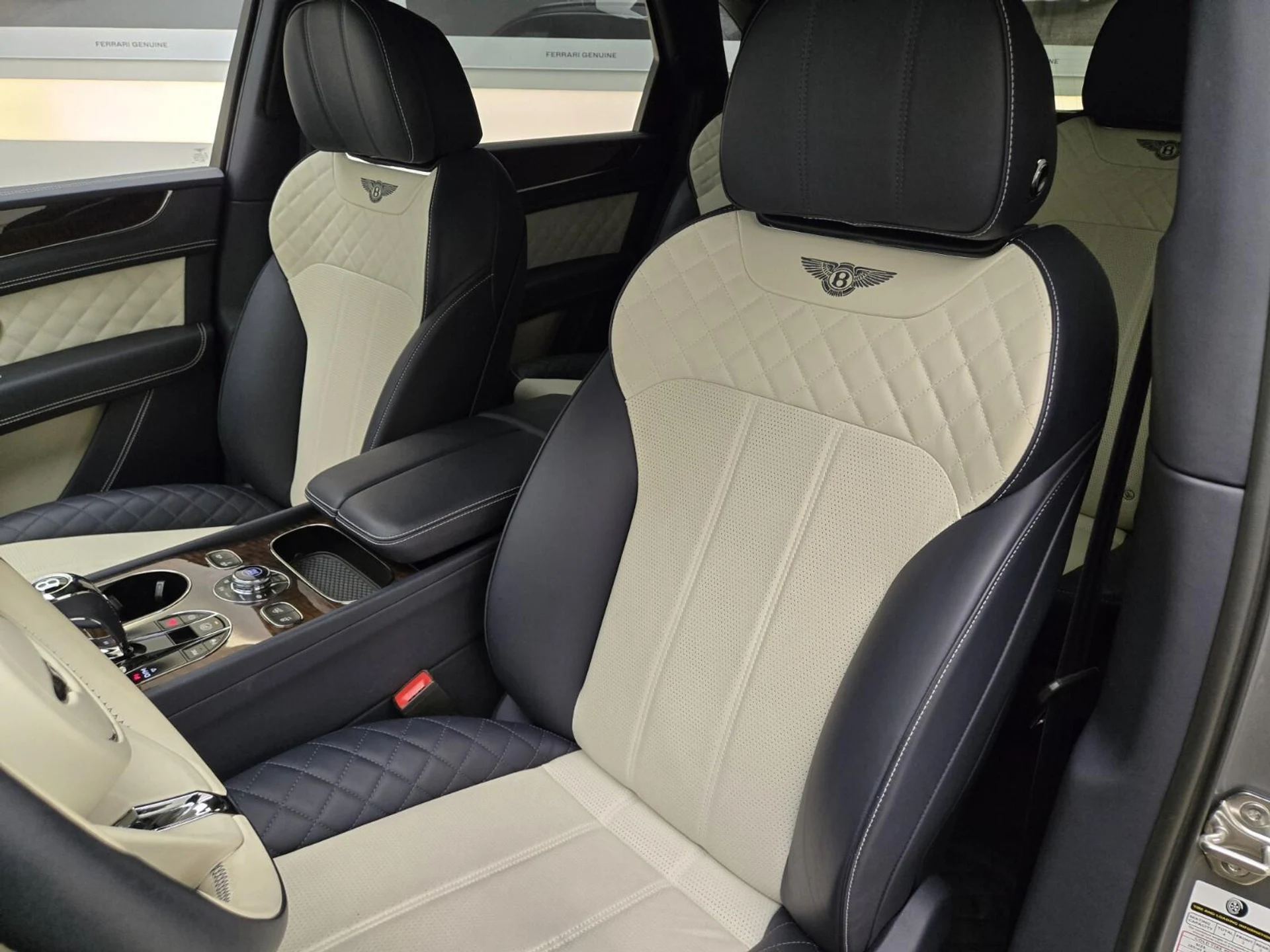 mph032_3571392183_Used_2018_Bentley_Bentayga_1760511507_f9bf064e86