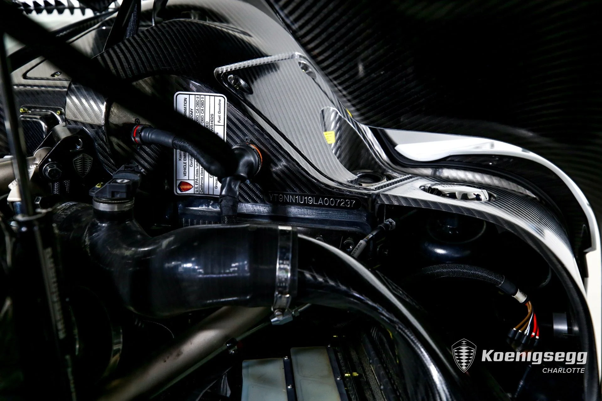 mph032_3587540660_Used_2020_KOENIGSEGG_REGERA_1761057076_7ddece2037
