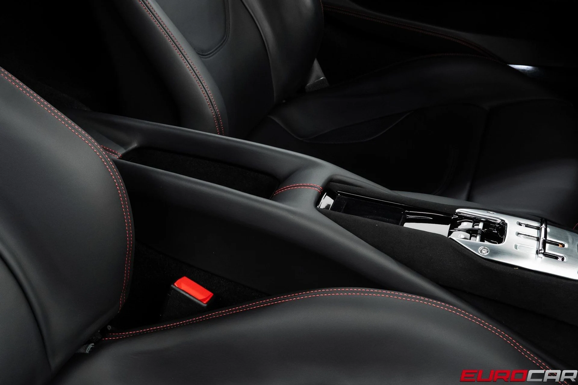 mph032_3595471585_image_33_3a4e350b2e