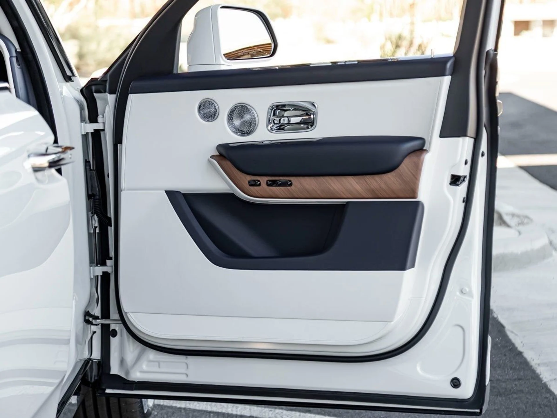 mph032_3596050475_33_54609fe9a6