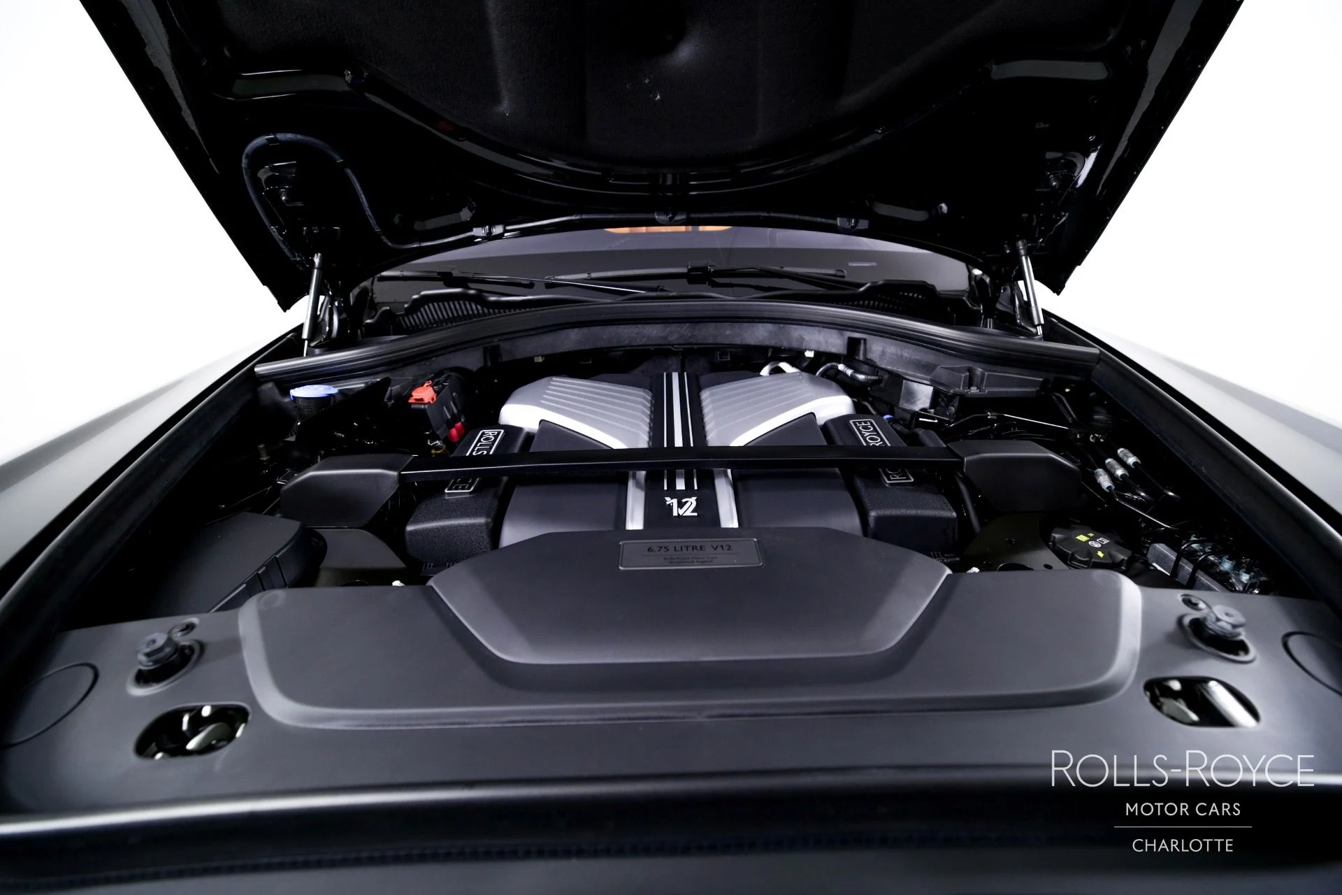 mph032_3597285523_Used_2023_Rolls_Royce_Black_Badge_Cullinan_1715880201_20a5c4e0bd